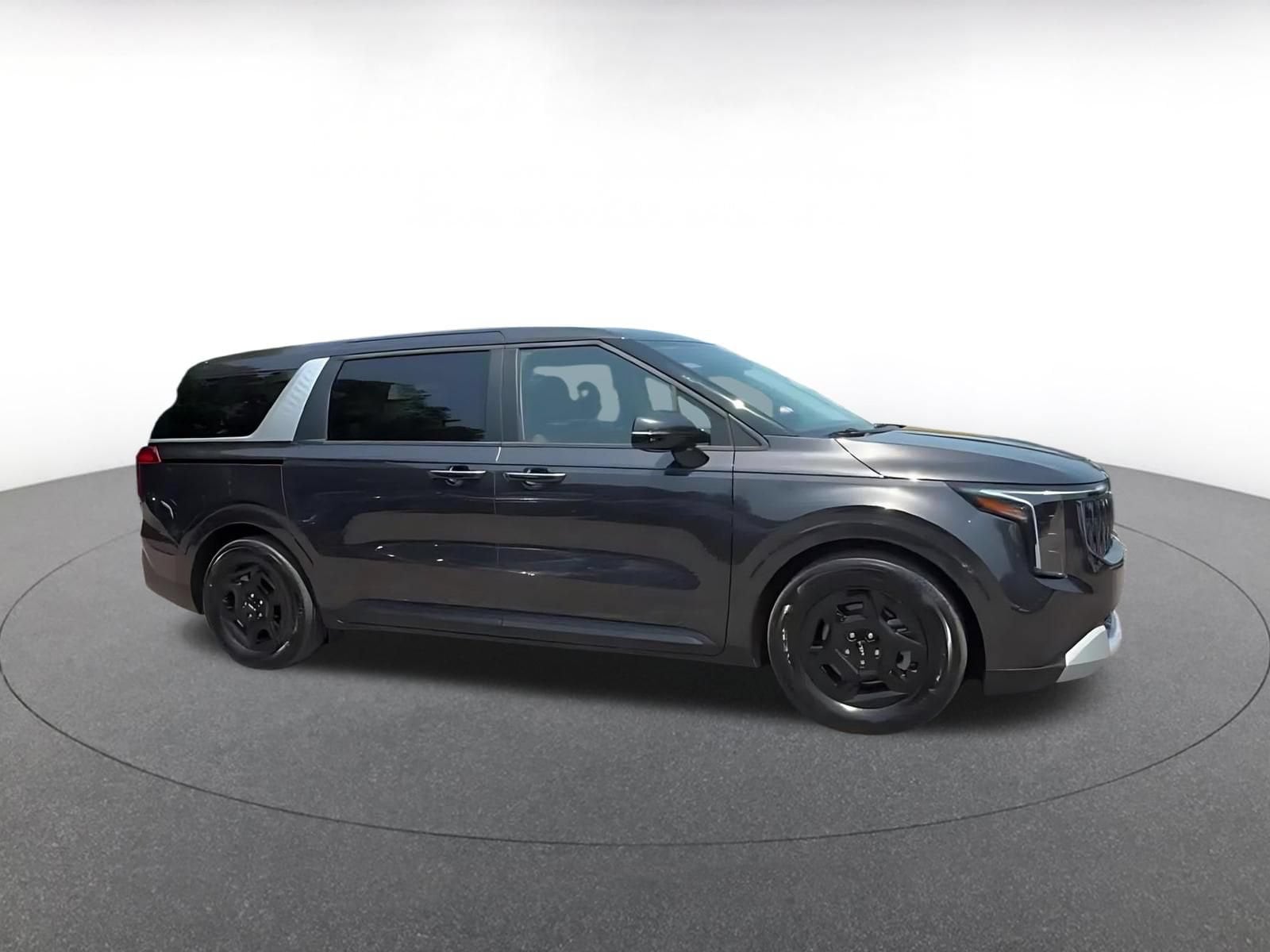 Thumbnail: 2026 Kia Carnival - 2