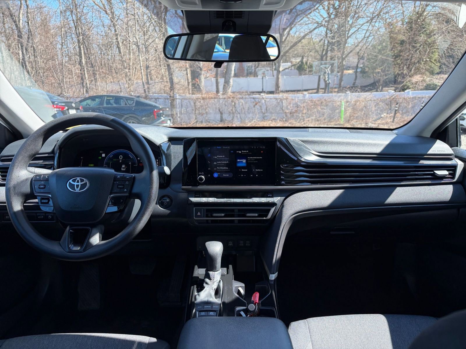 Thumbnail: 2025 Toyota Camry - 31