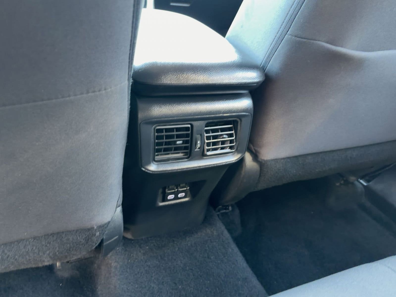 Thumbnail: 2025 Toyota RAV4 - 21