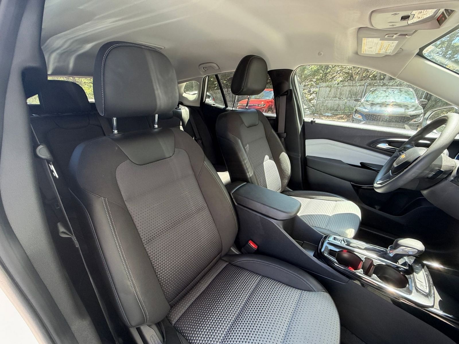 Thumbnail: 2025 Chevrolet Trax - 35
