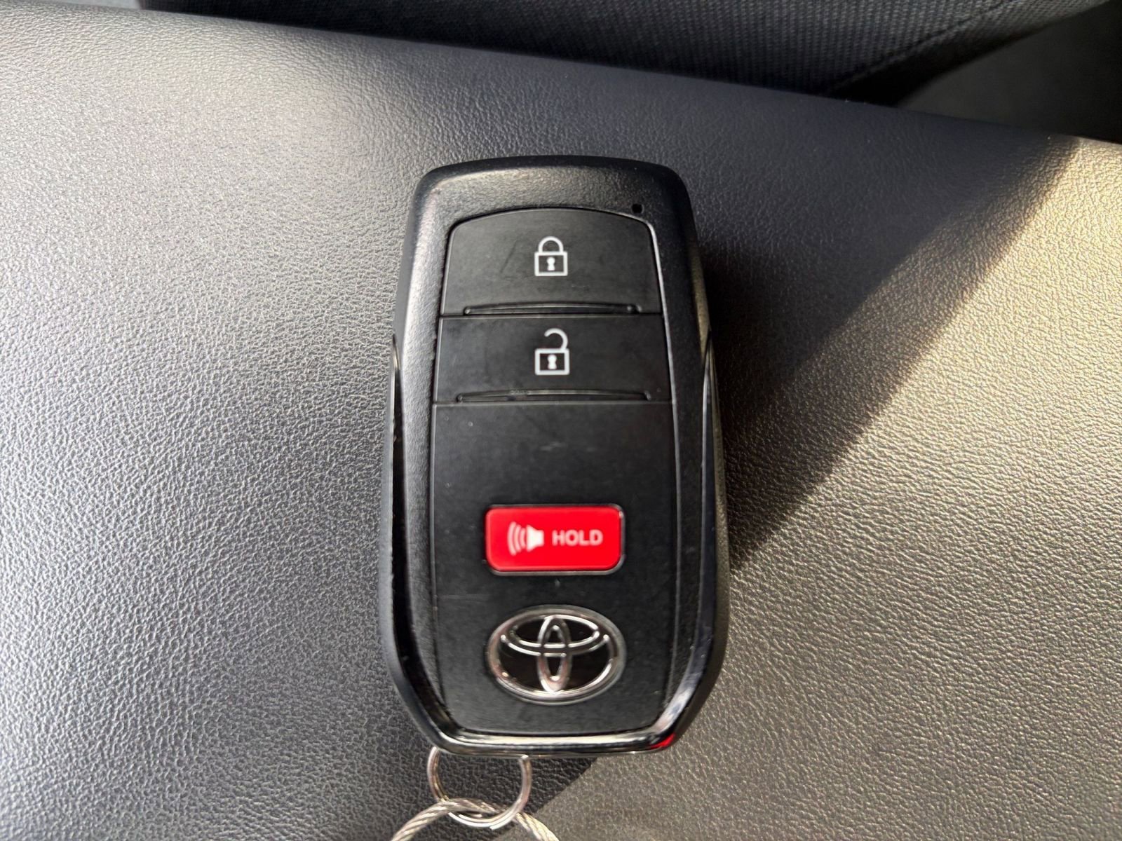 Thumbnail: 2025 Toyota Prius - 22