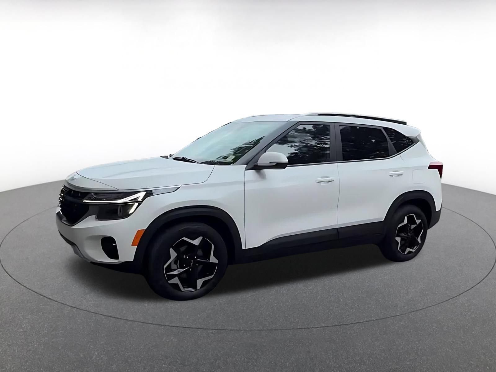 Thumbnail: 2025 Kia Seltos - 9