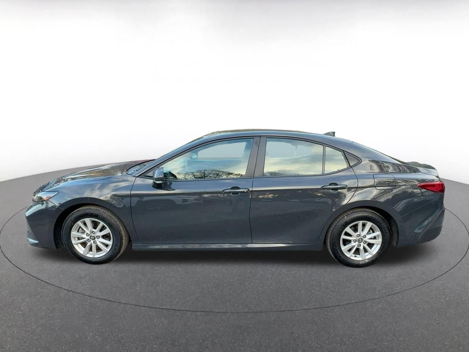 Thumbnail: 2025 Toyota Camry - 4