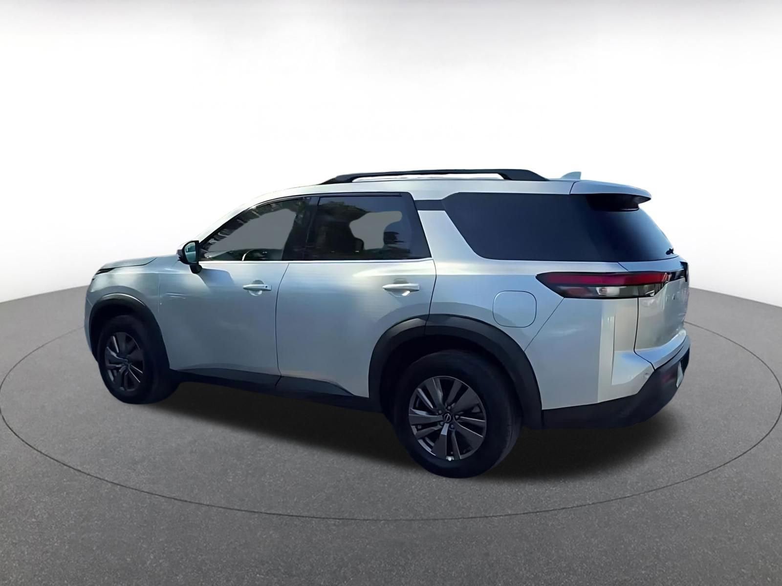 Thumbnail: 2025 Nissan Pathfinder - 10
