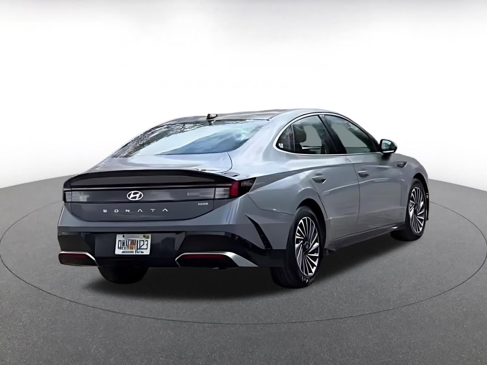 Thumbnail: 2025 Hyundai Sonata - 16