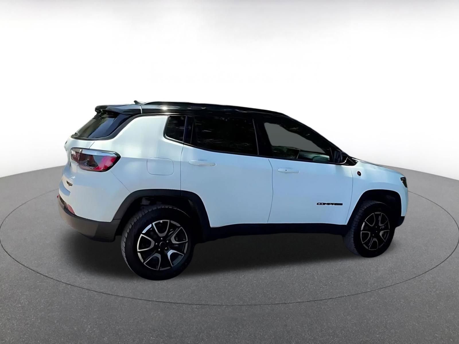 Thumbnail: 2025 Jeep Compass - 15