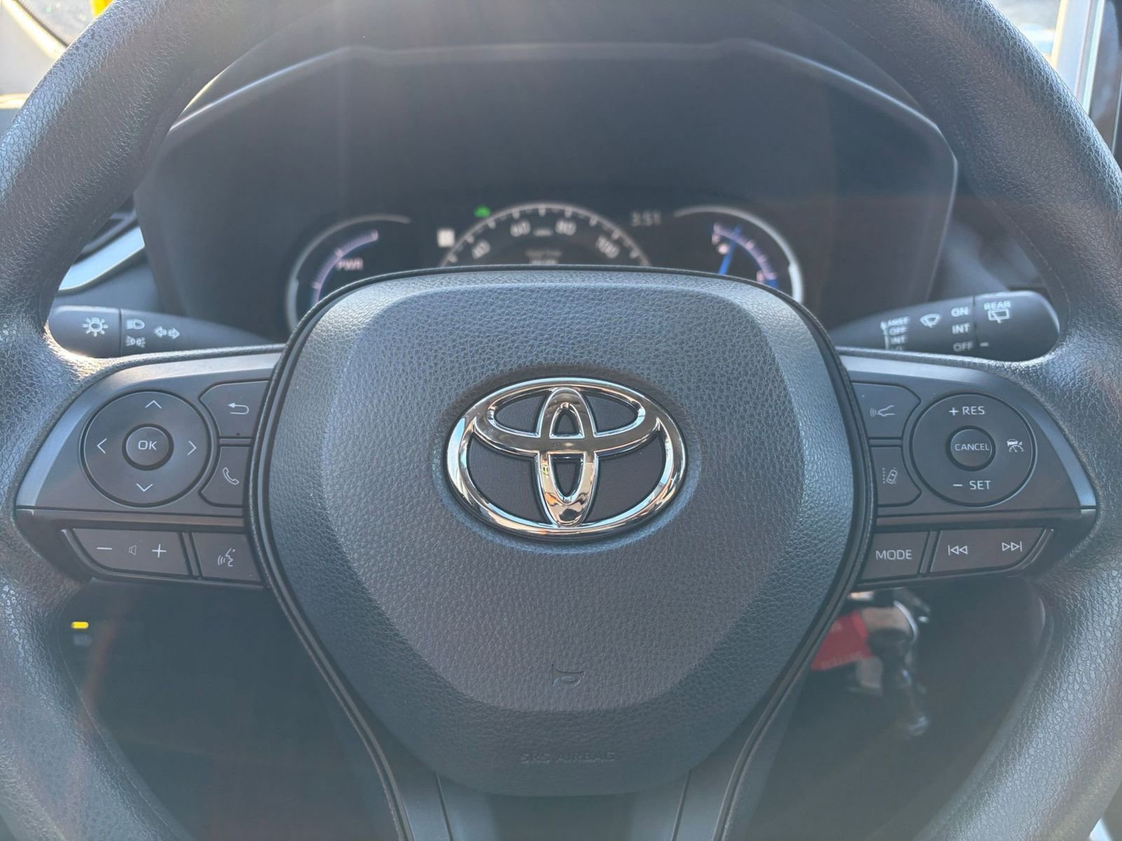 Thumbnail: 2025 Toyota RAV4 - 27