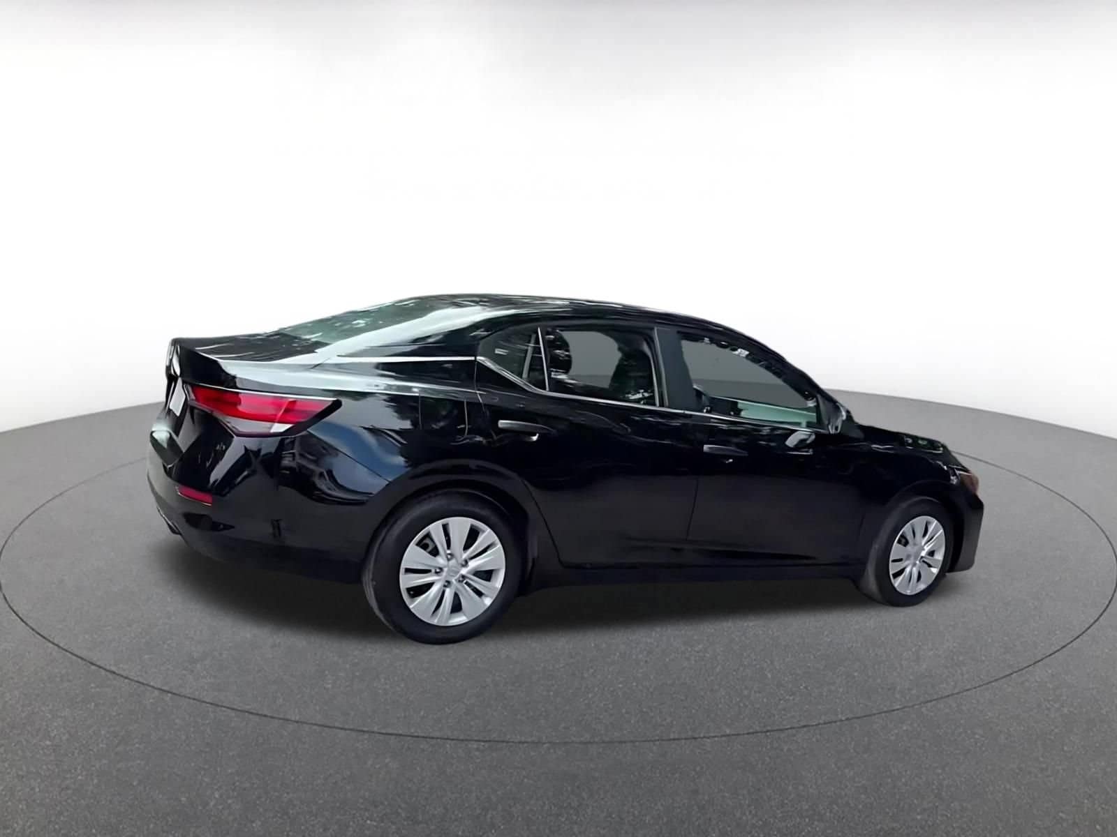 Thumbnail: 2025 Nissan Sentra - 14