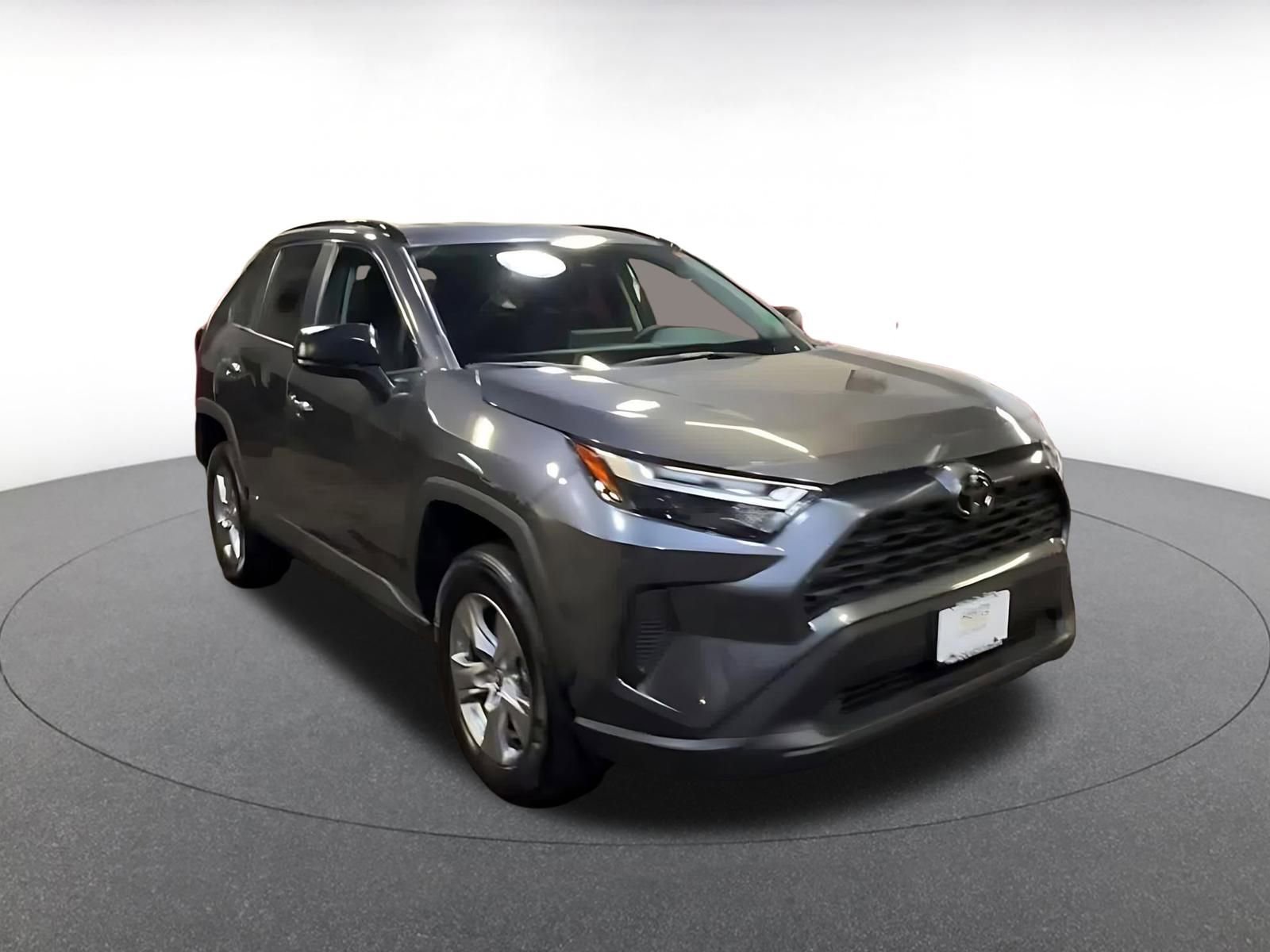 Thumbnail: 2025 Toyota RAV4 - 3