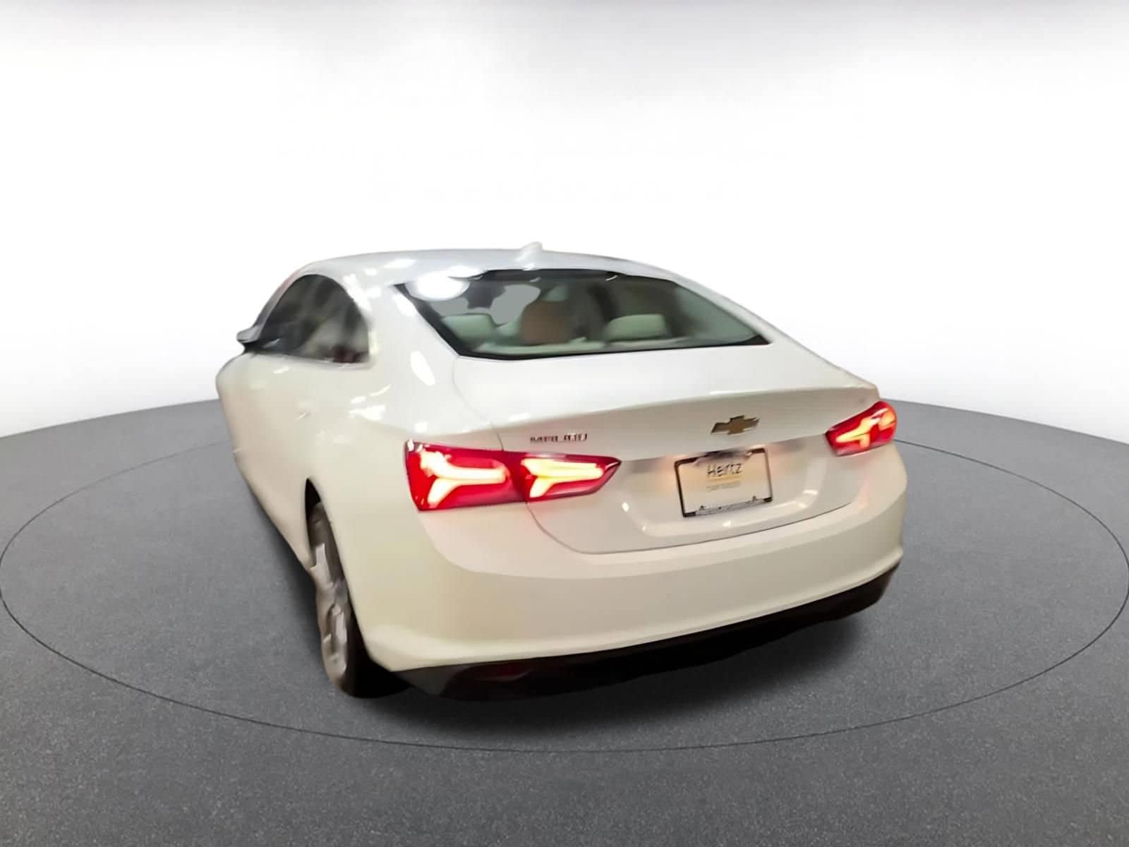 Thumbnail: 2024 Chevrolet Malibu - 11