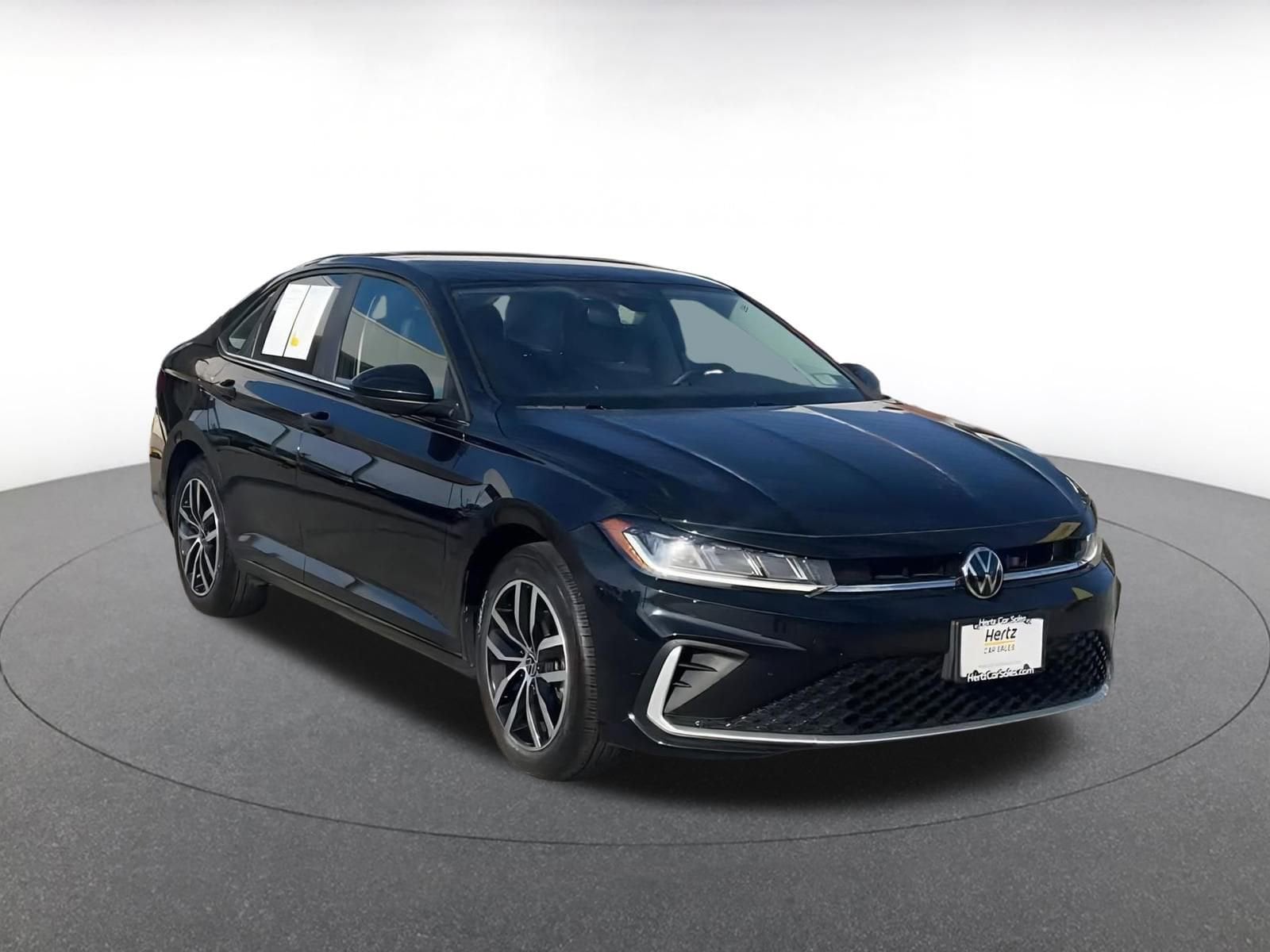 Thumbnail: 2025 Volkswagen Jetta - 3