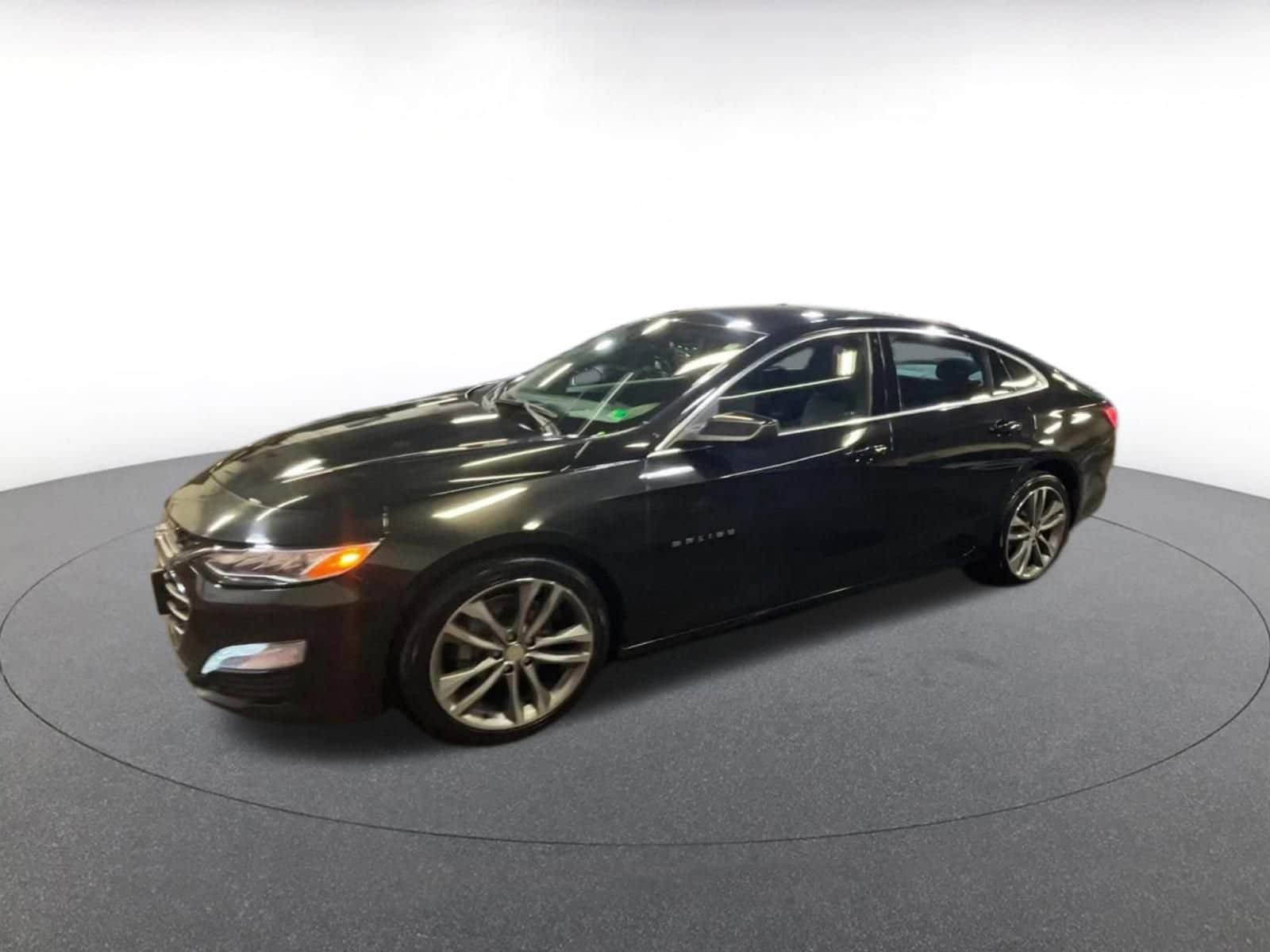 Thumbnail: 2024 Chevrolet Malibu - 8