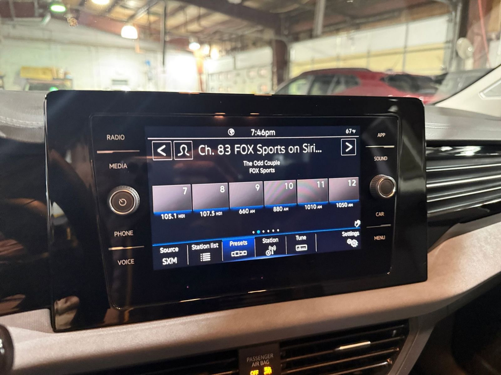 Thumbnail: 2025 Volkswagen Jetta - 21