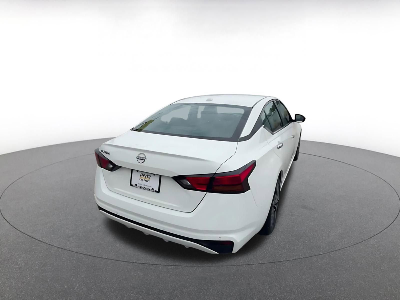 Thumbnail: 2025 Nissan Altima - 15