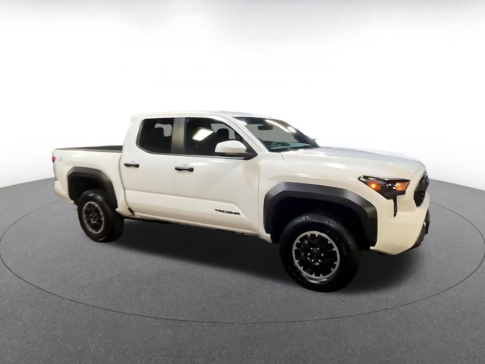 Thumbnail: 2025 Toyota Tacoma - 2