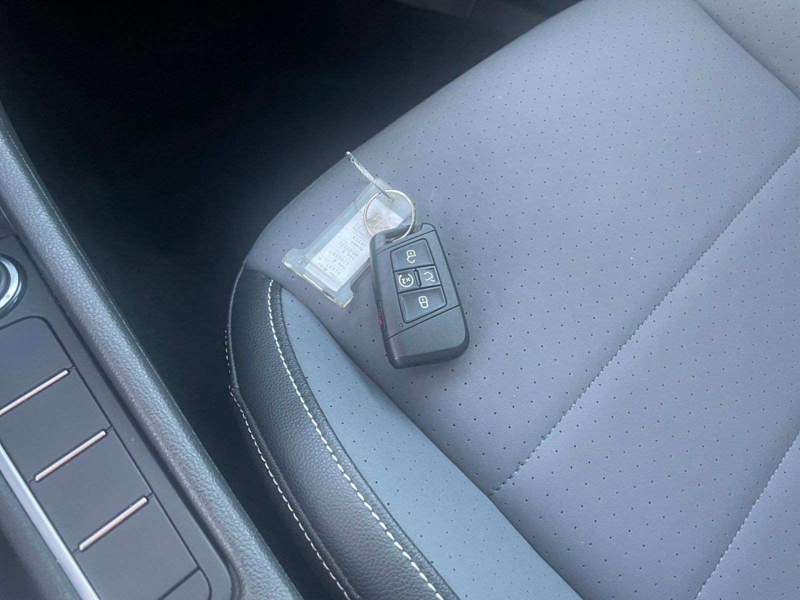 Thumbnail: 2025 Volkswagen Jetta - 22