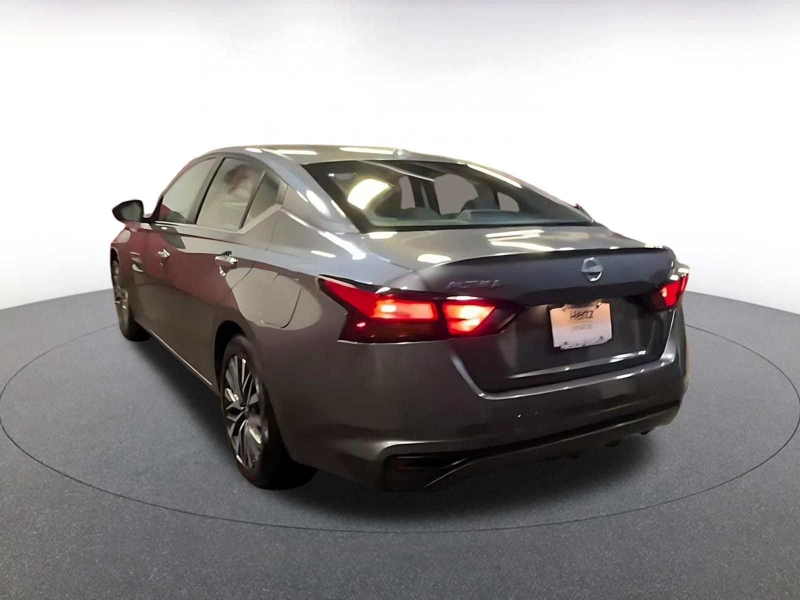 Thumbnail: 2025 Nissan Altima - 11