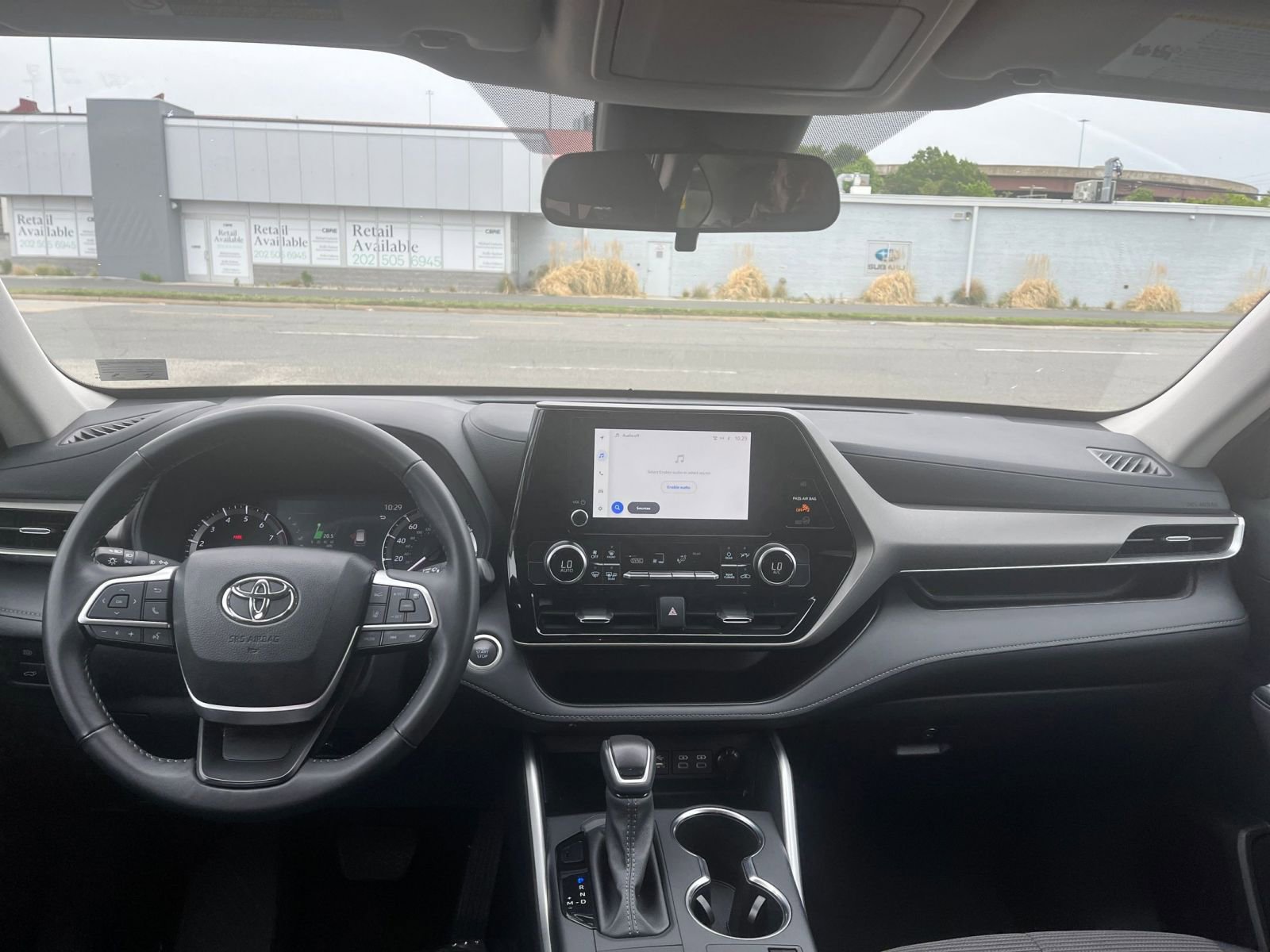 Thumbnail: 2025 Toyota Highlander - 35