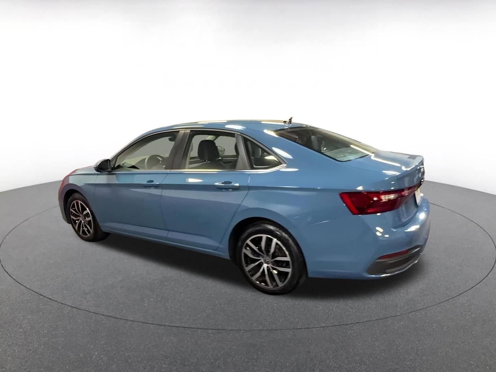 Thumbnail: 2025 Volkswagen Jetta - 10