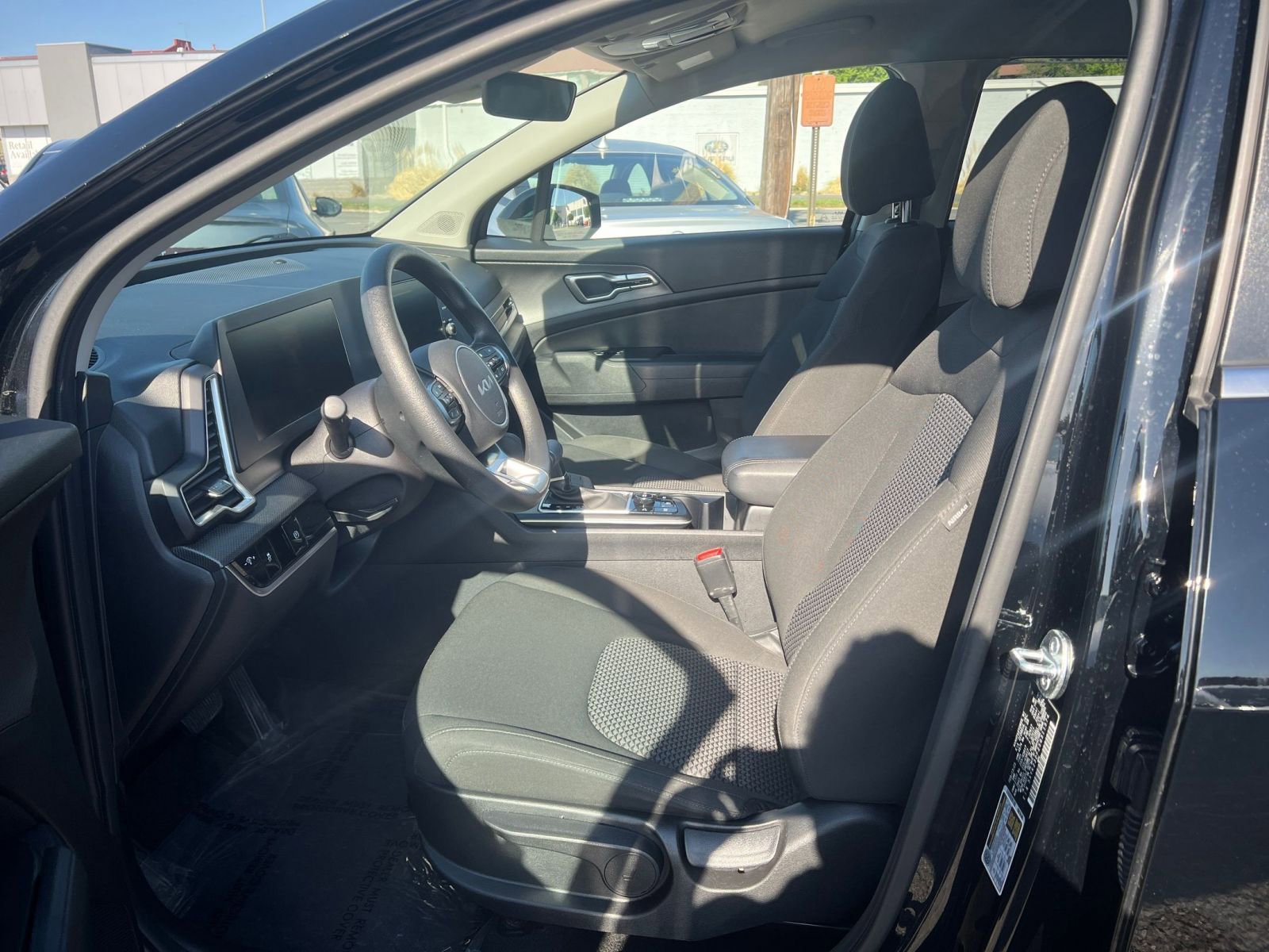 Thumbnail: 2025 Kia Sportage - 35