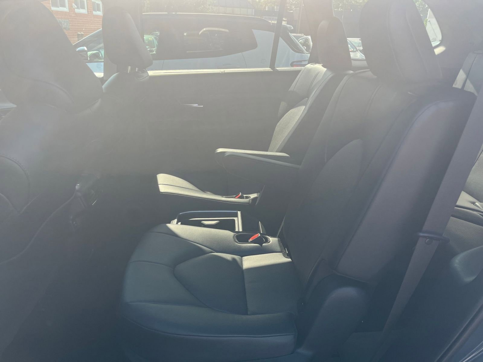 Thumbnail: 2025 Toyota Grand Highlander - 25