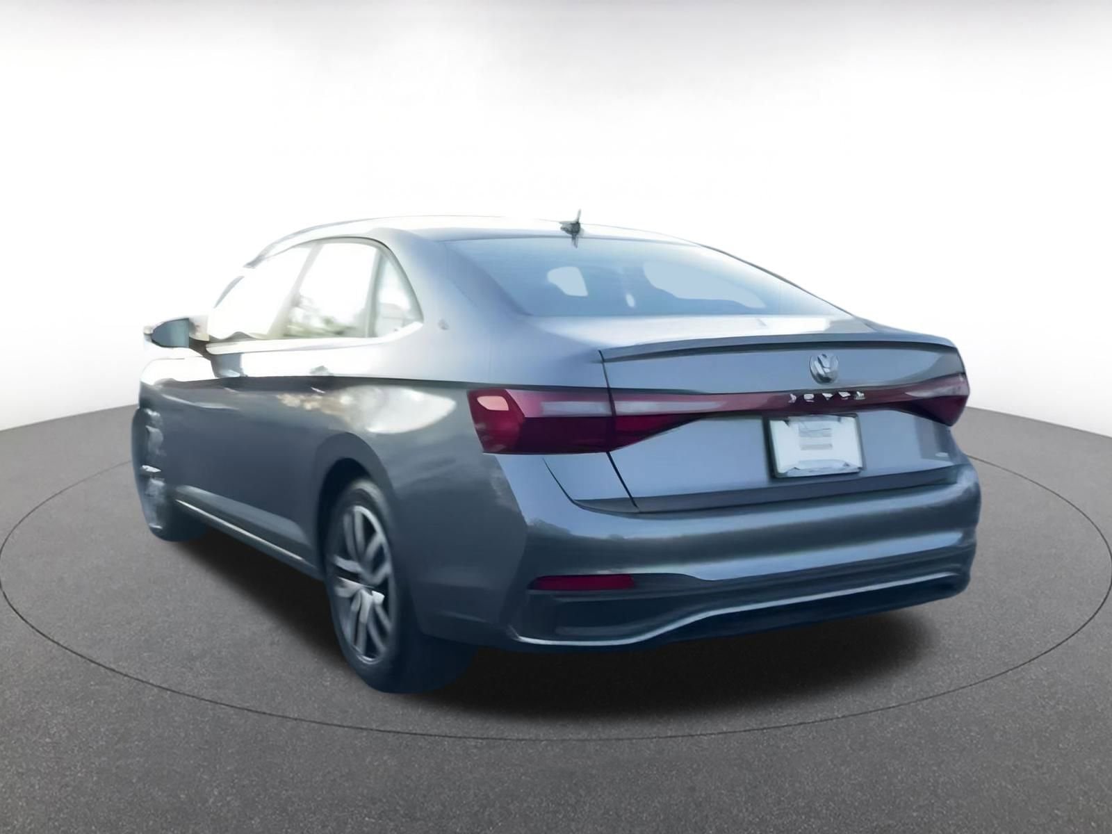 Thumbnail: 2025 Volkswagen Jetta - 12