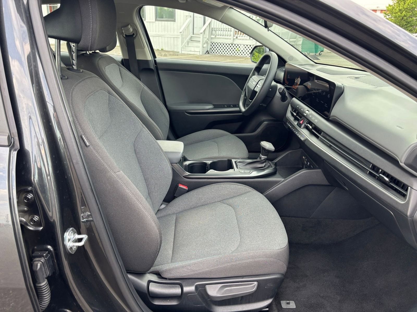 Thumbnail: 2025 Kia K4 - 35