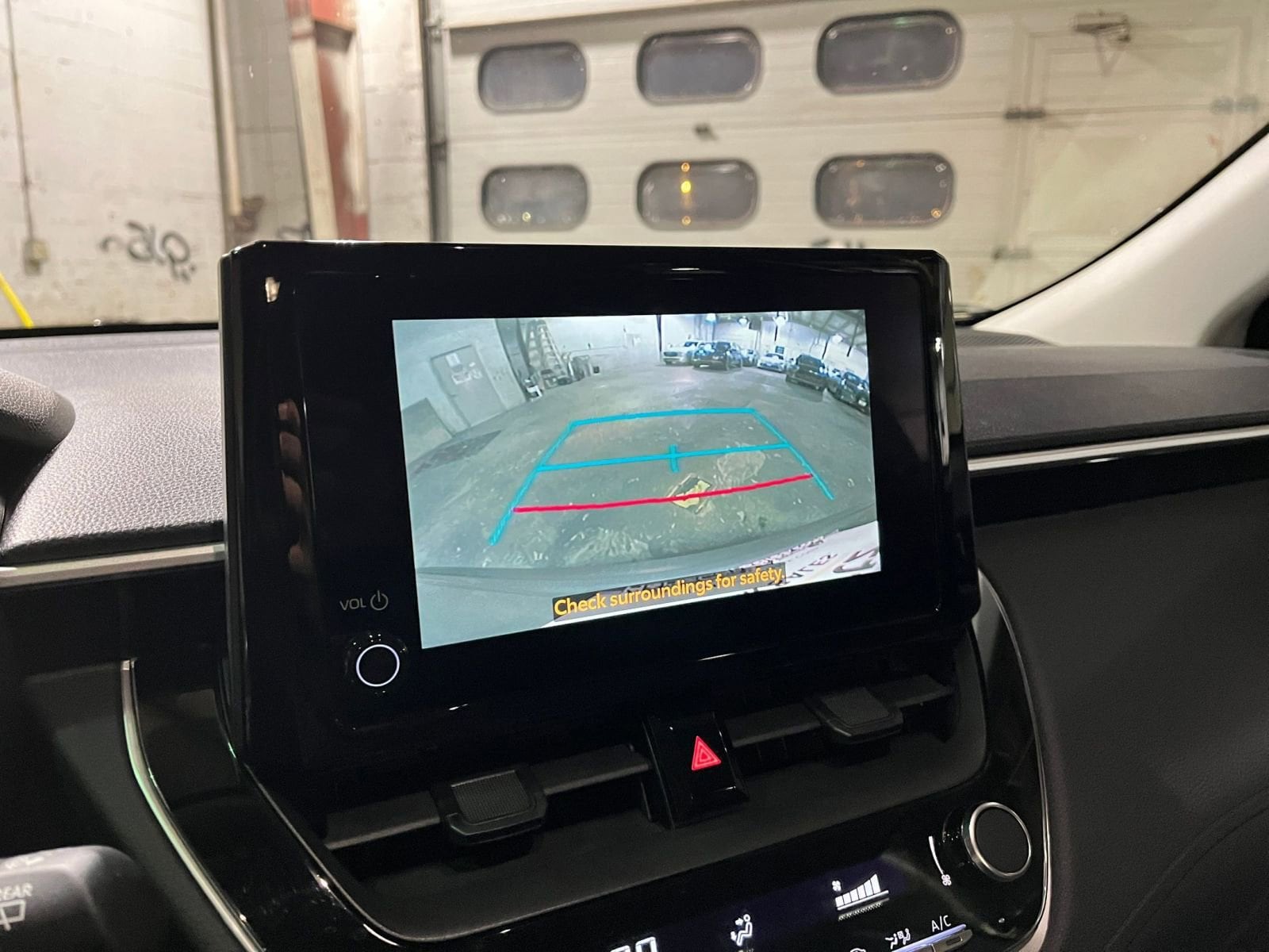 Thumbnail: 2025 Toyota Corolla Cross - 17