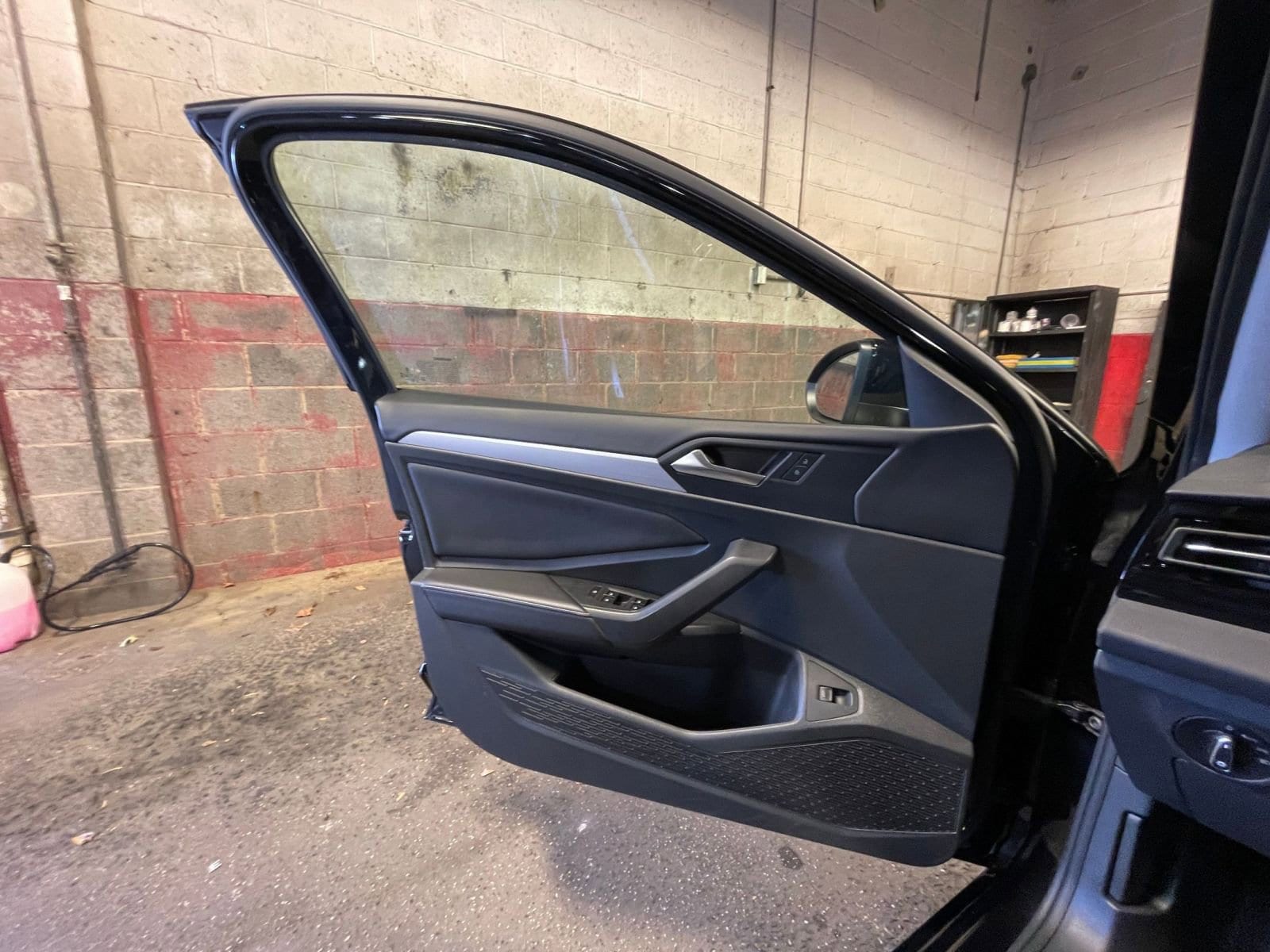 Thumbnail: 2025 Volkswagen Jetta - 20