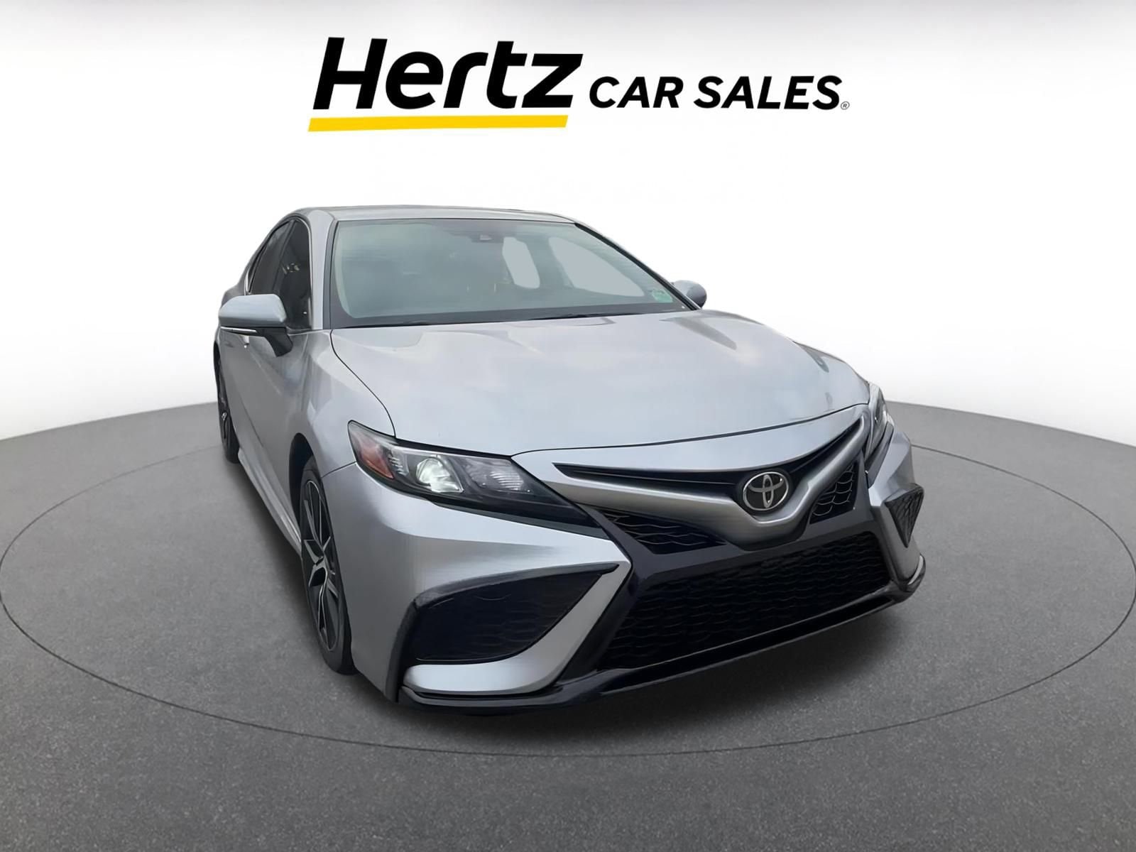 2024 Toyota Camry SE 3