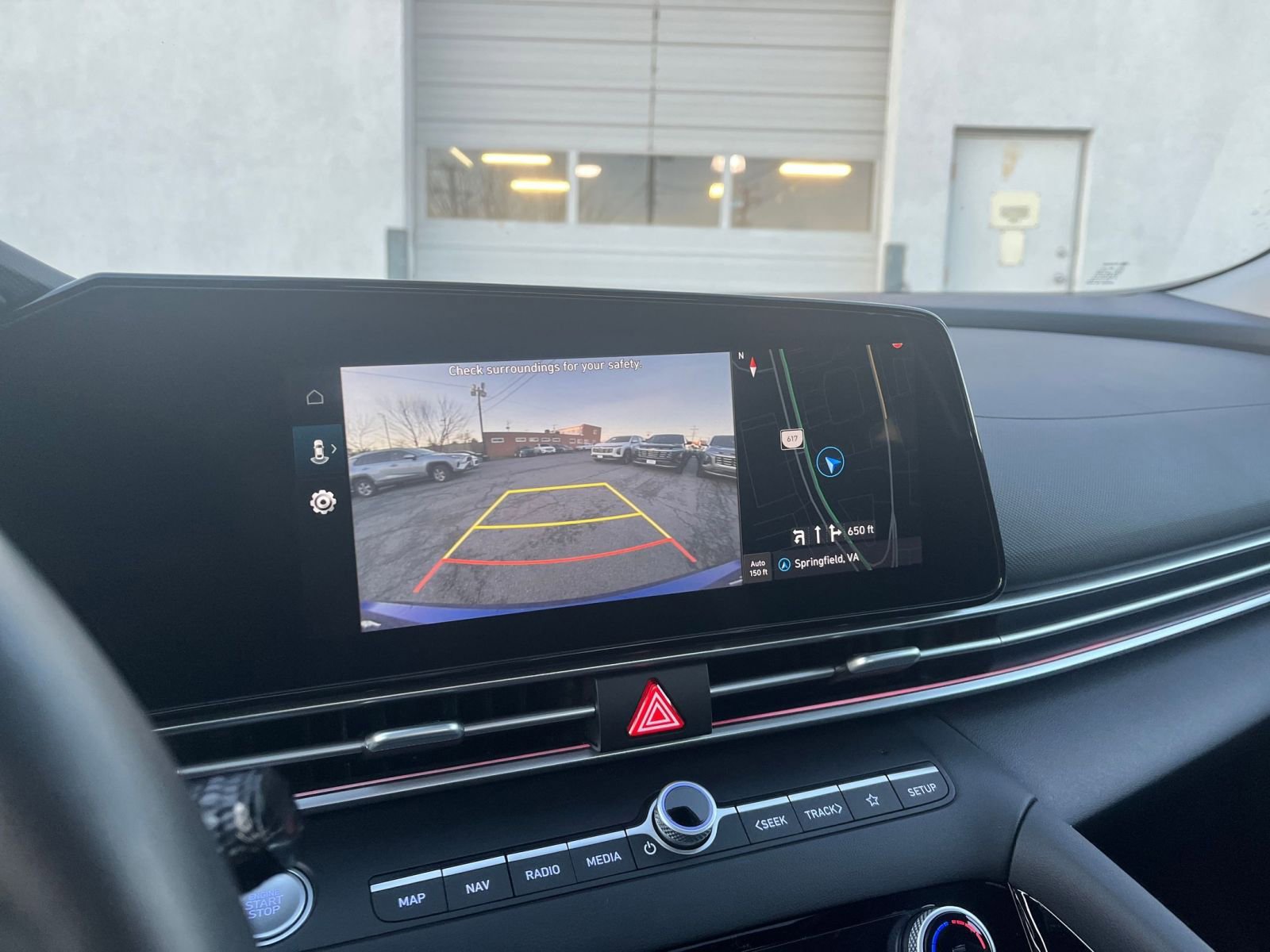 Thumbnail: 2025 Hyundai Elantra - 17