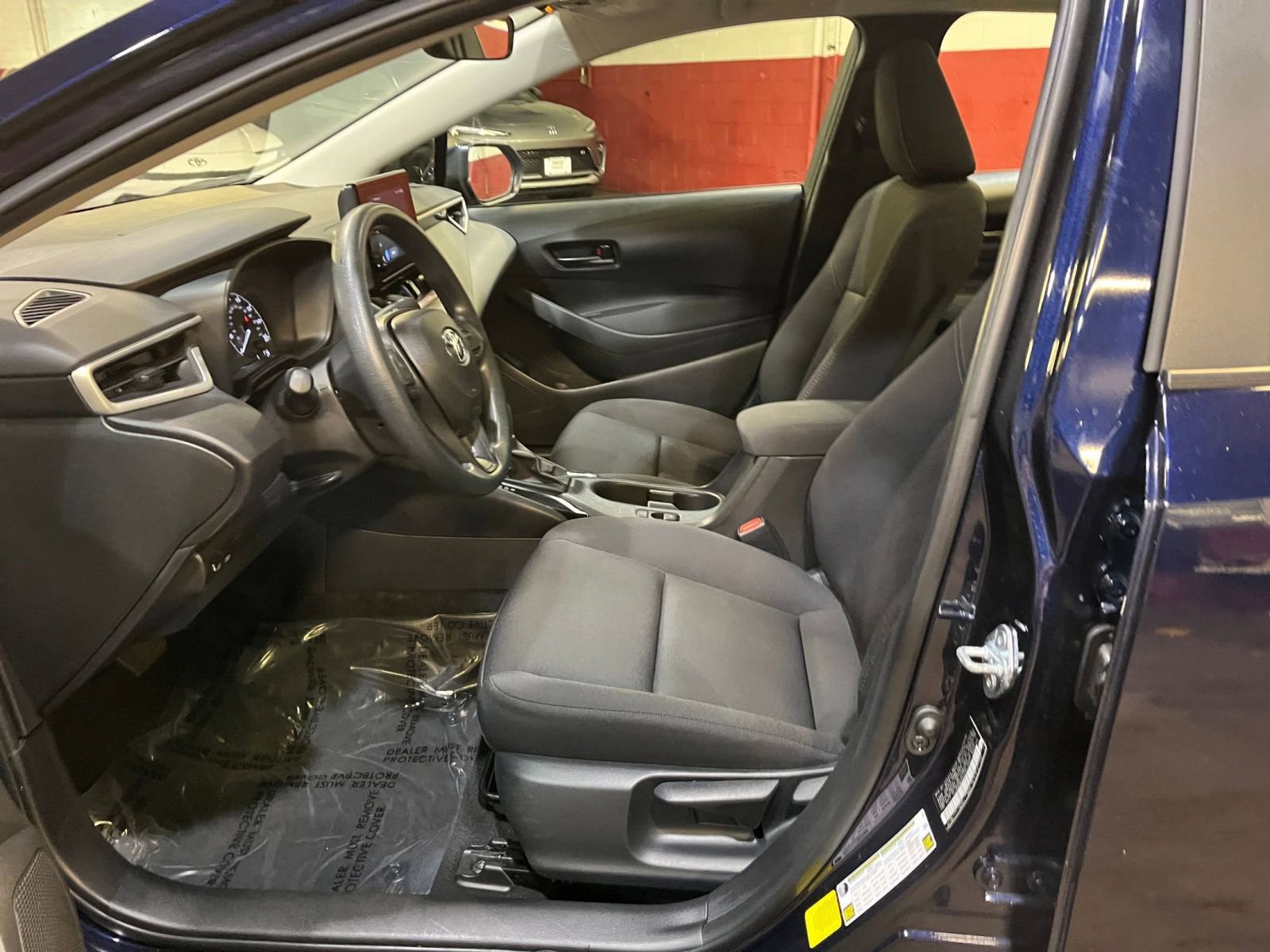 Thumbnail: 2025 Toyota Corolla - 25