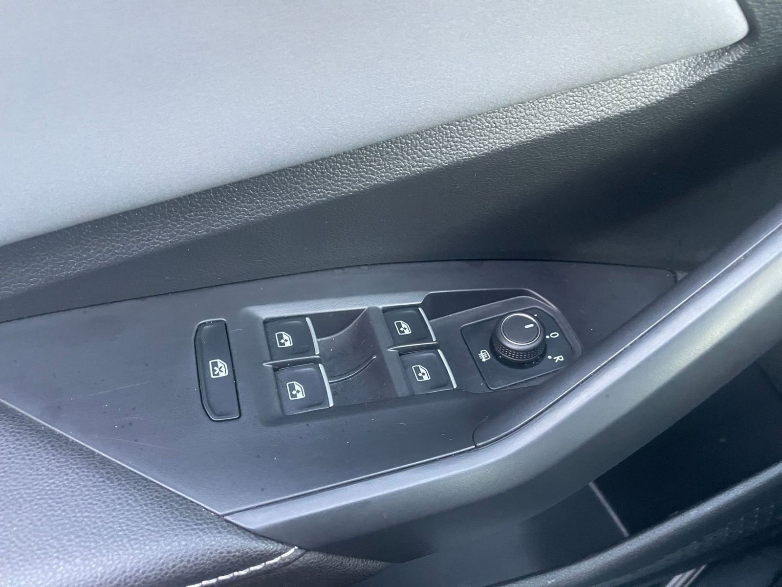 Thumbnail: 2025 Volkswagen Jetta - 20