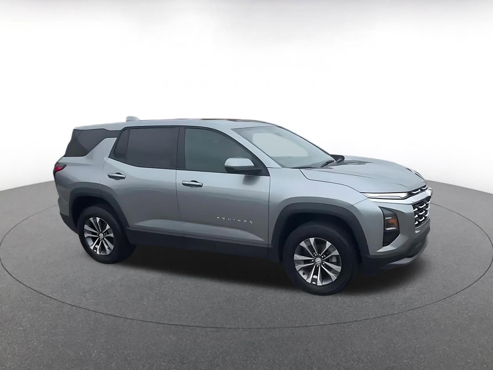Thumbnail: 2025 Chevrolet Equinox - 2