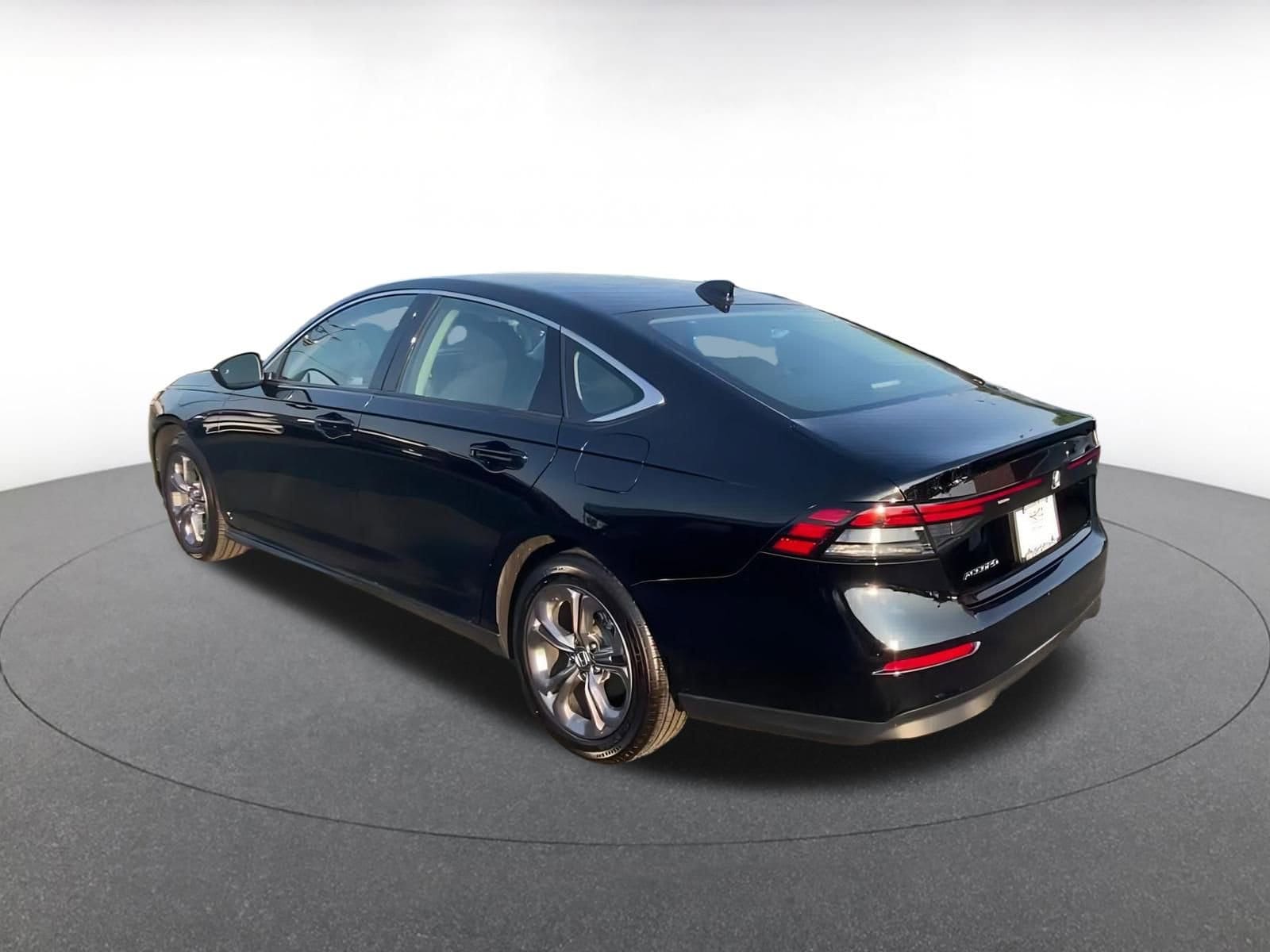 2024 Honda Accord EX 10