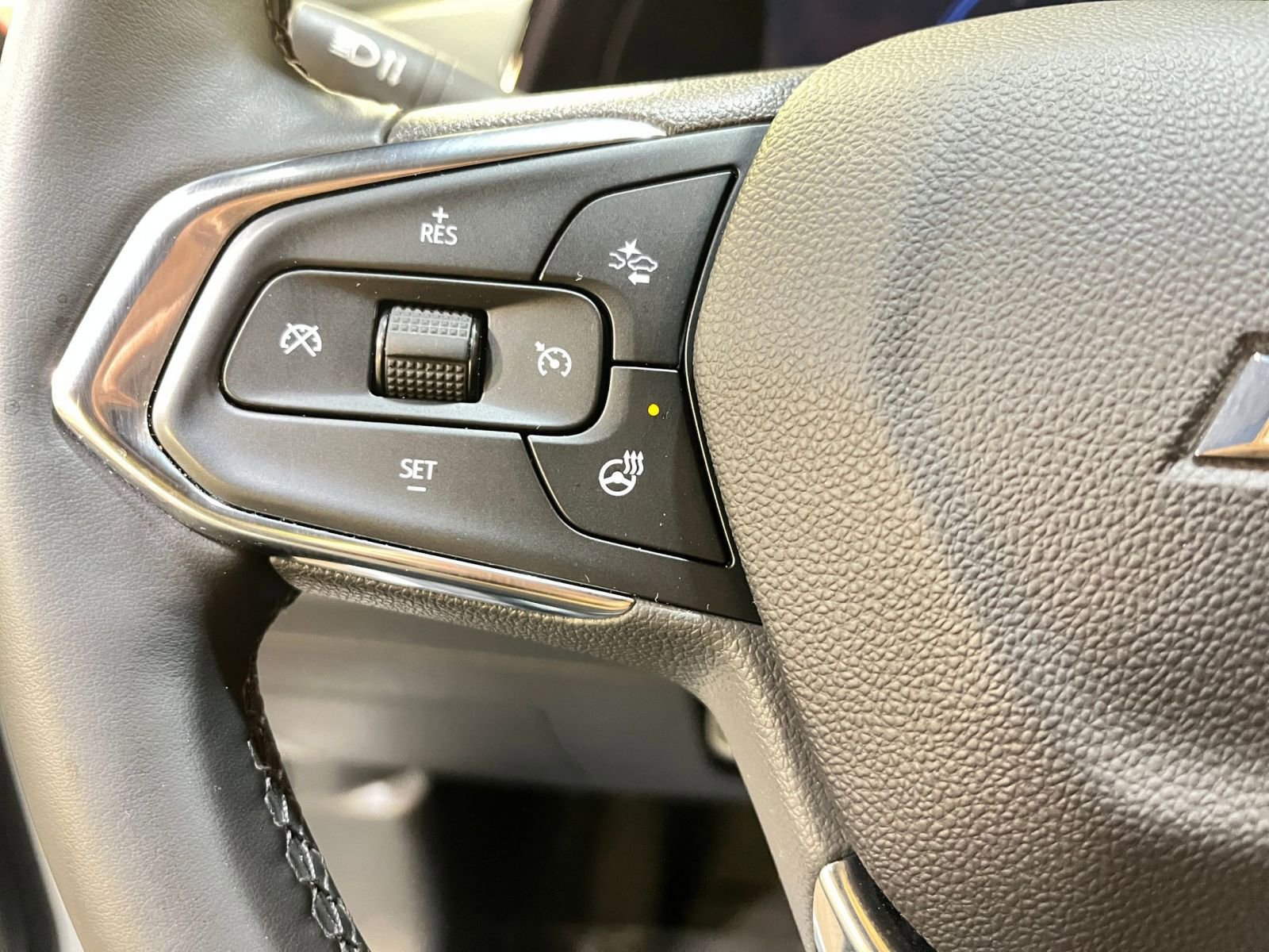 Thumbnail: 2025 Chevrolet Trax - 21