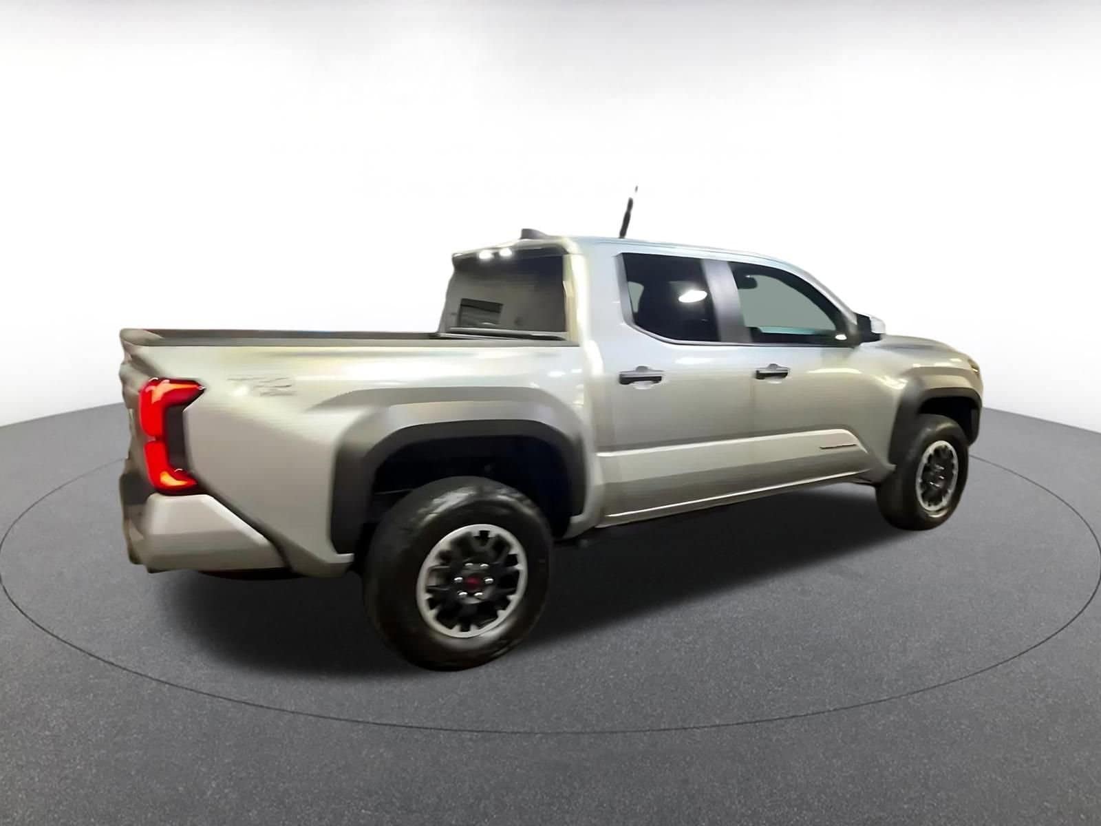 Thumbnail: 2025 Toyota Tacoma - 15