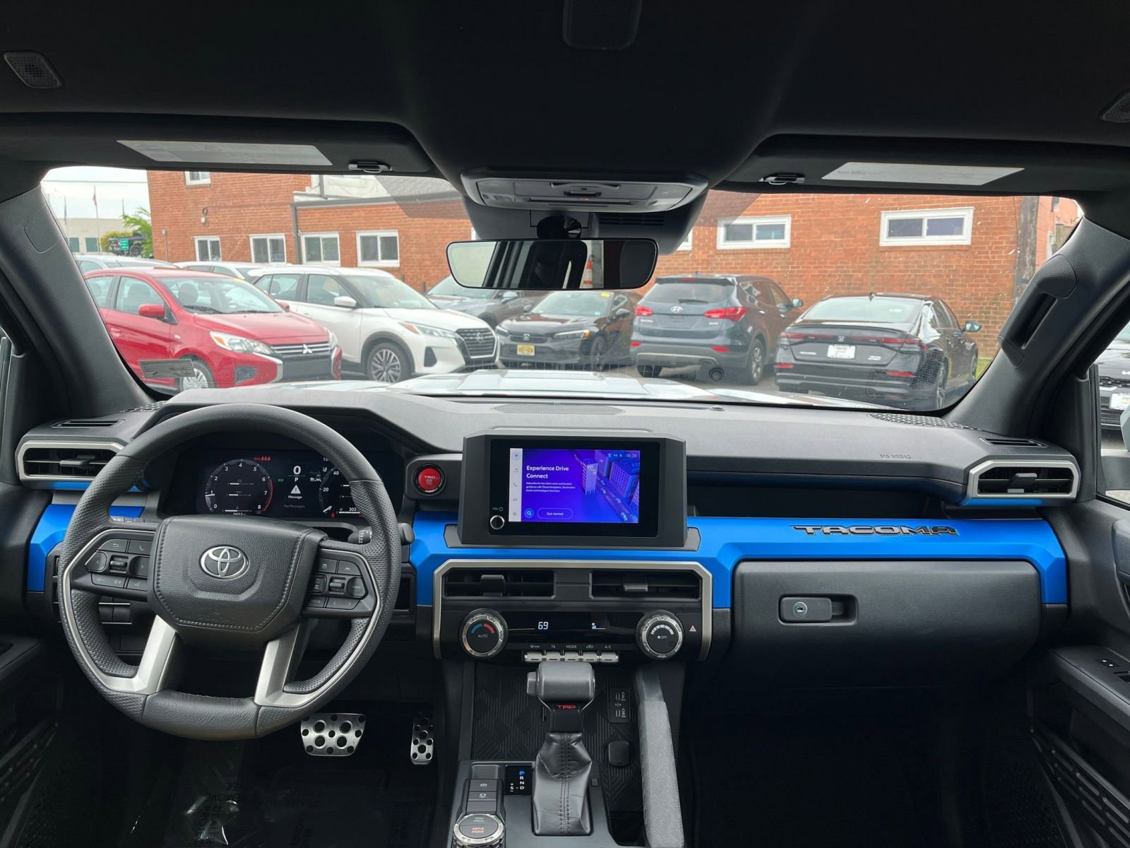 2024 Toyota Tacoma  32