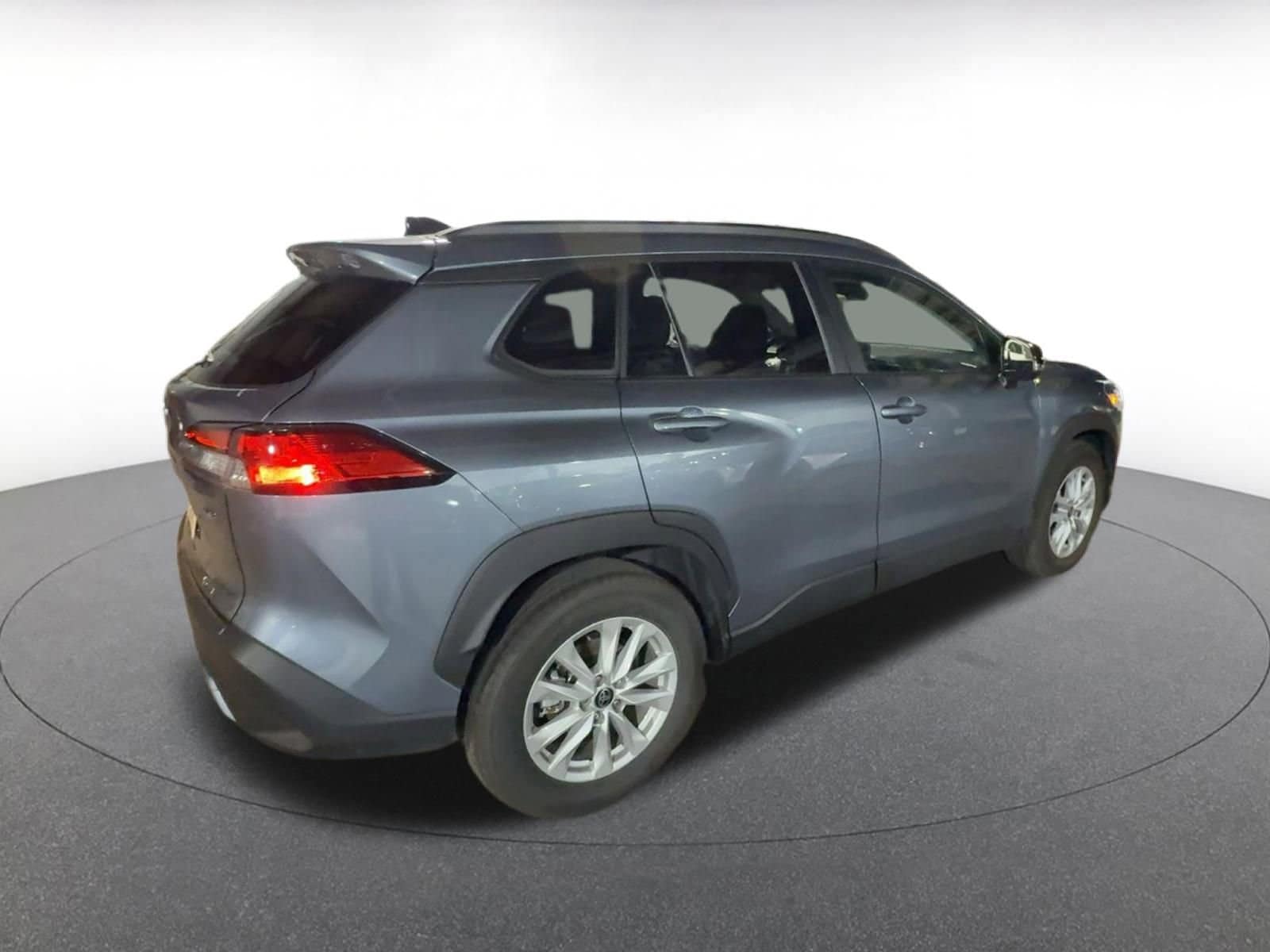 Thumbnail: 2025 Toyota Corolla Cross - 8