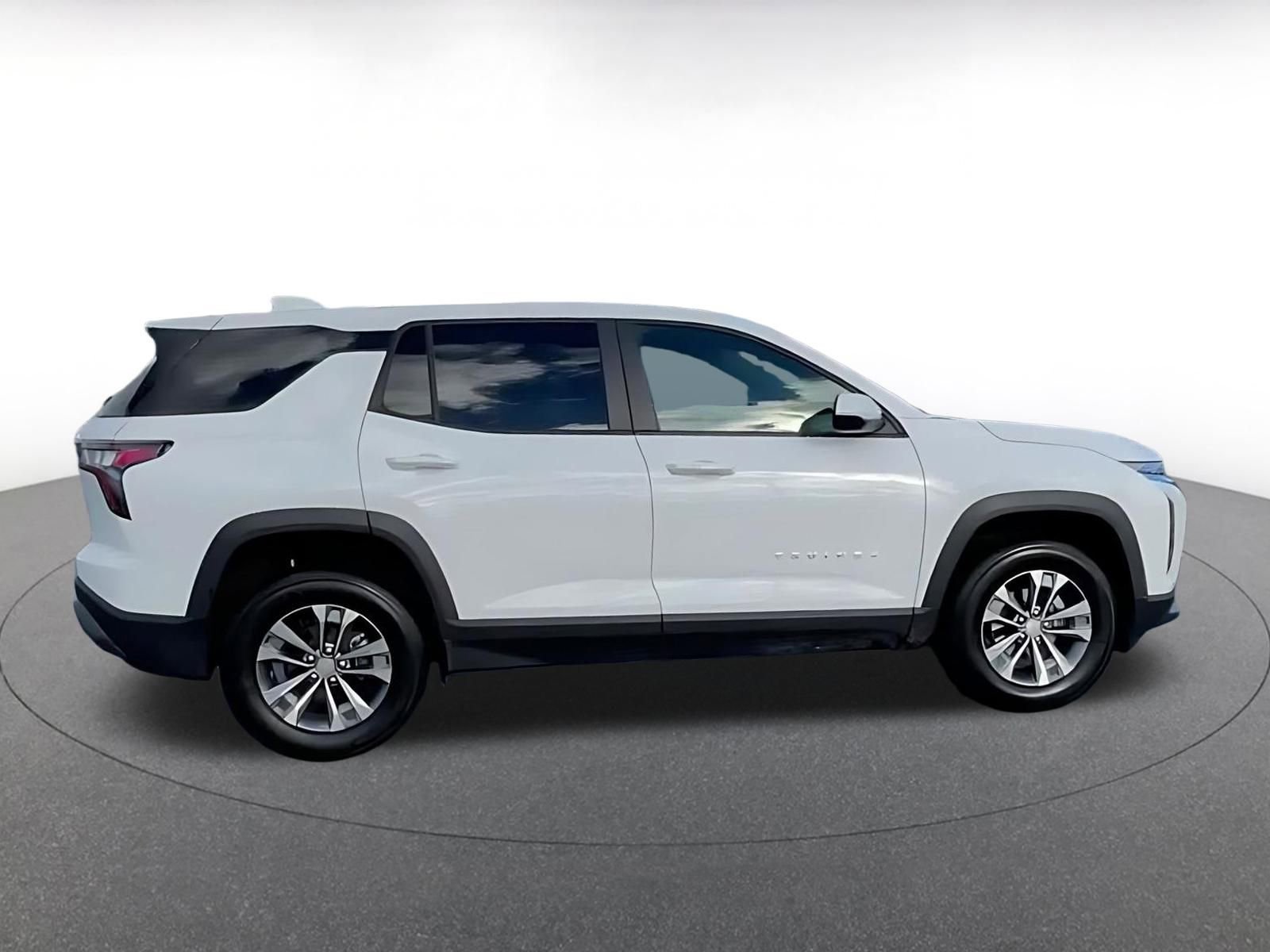 Thumbnail: 2025 Chevrolet Equinox - 14