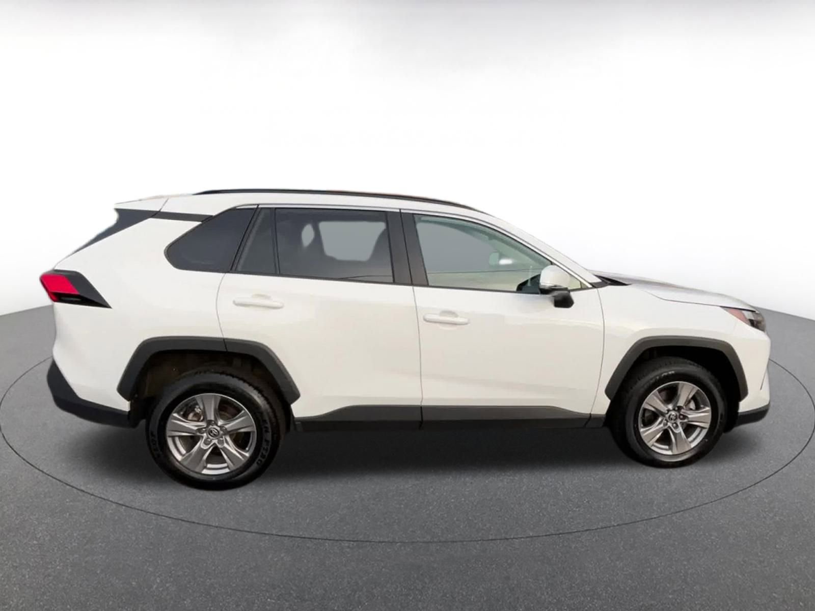 Thumbnail: 2024 Toyota RAV4 - 16