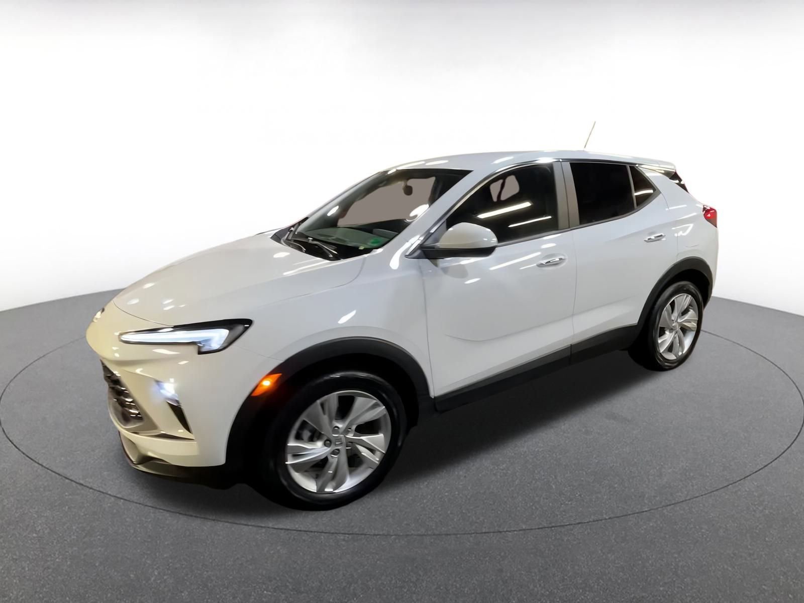 Thumbnail: 2025 Buick Encore GX - 8