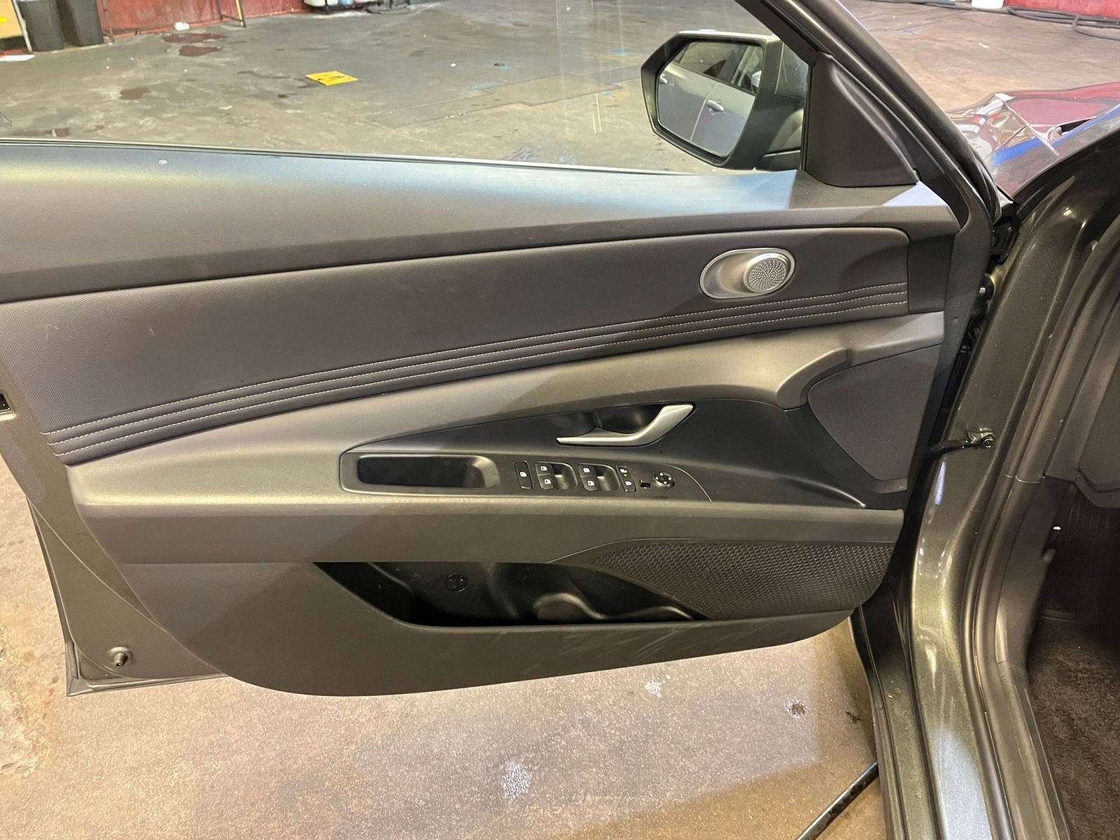 Thumbnail: 2025 Hyundai Elantra - 20