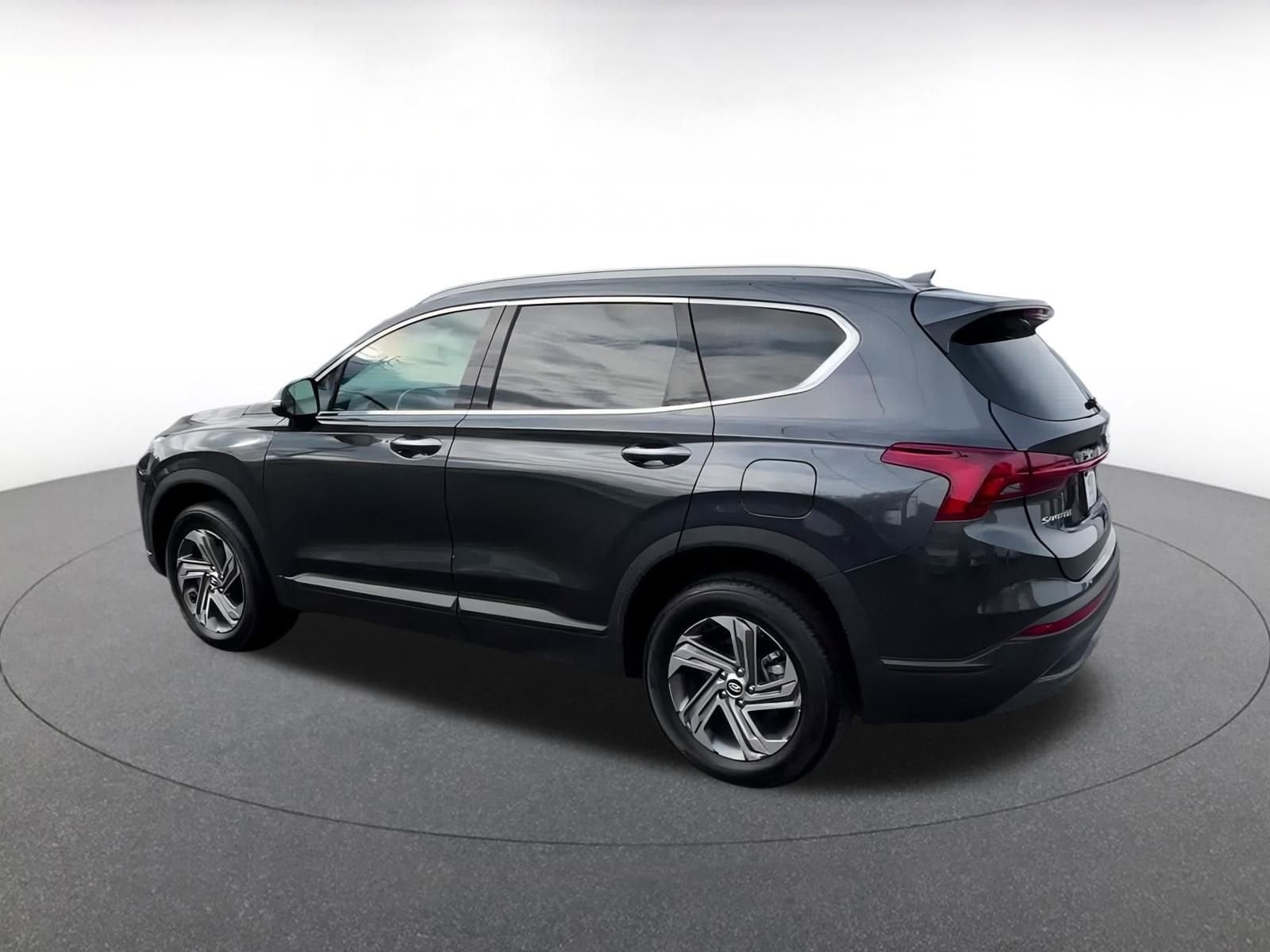 Thumbnail: 2023 Hyundai Santa Fe - 10