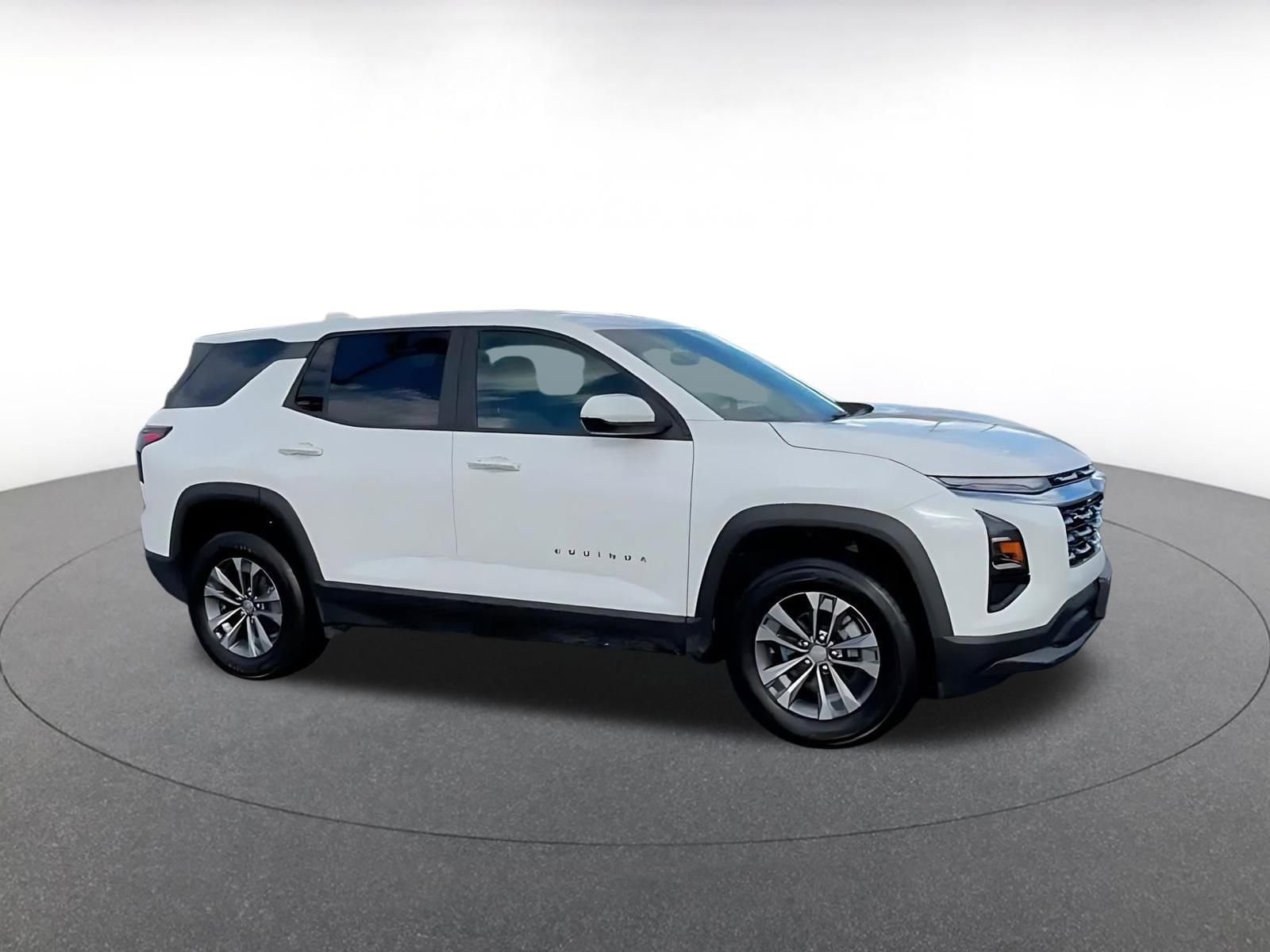 Thumbnail: 2025 Chevrolet Equinox - 2