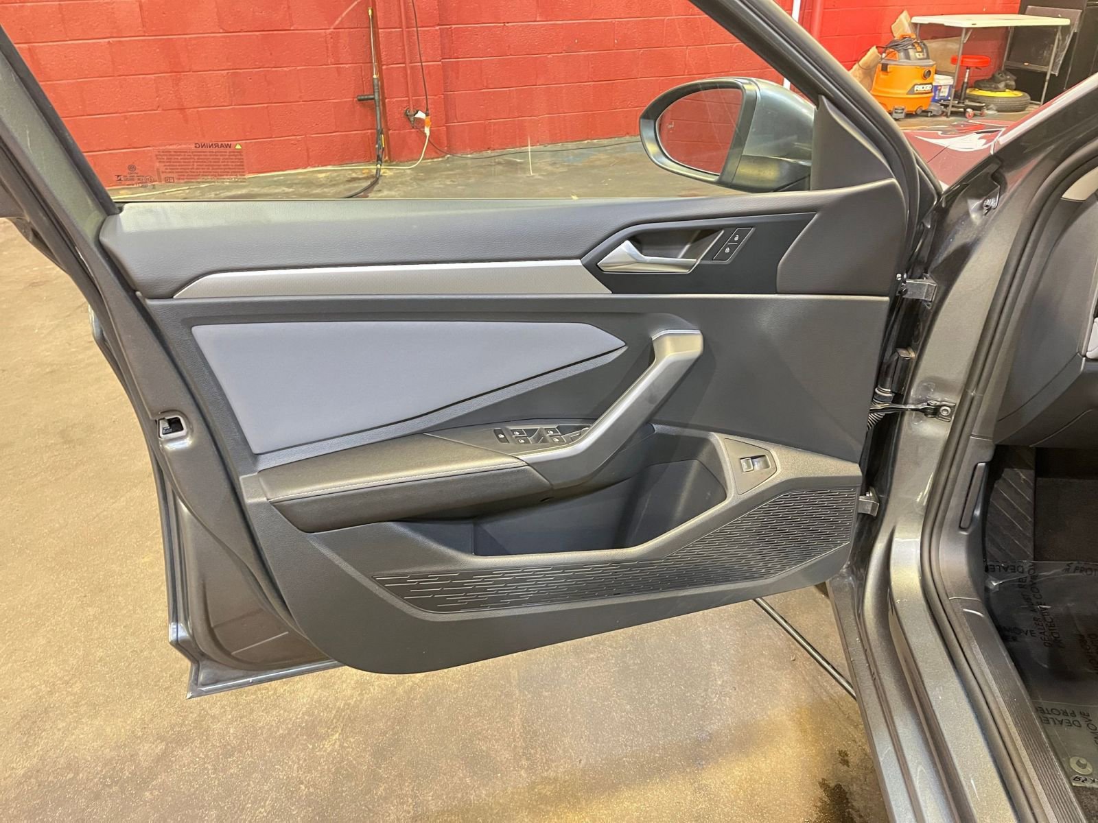 Thumbnail: 2025 Volkswagen Jetta - 20