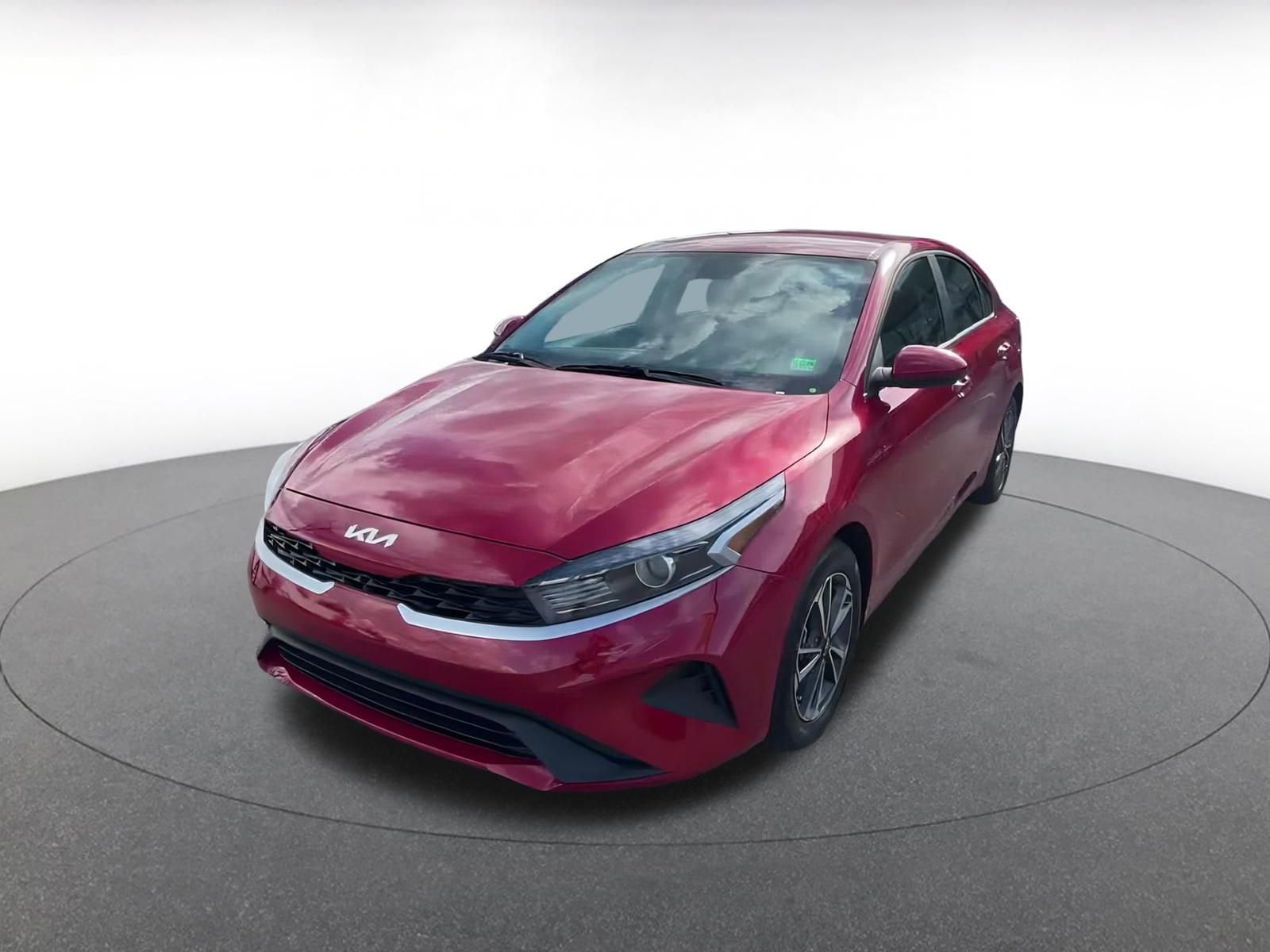 Thumbnail: 2024 Kia Forte - 6