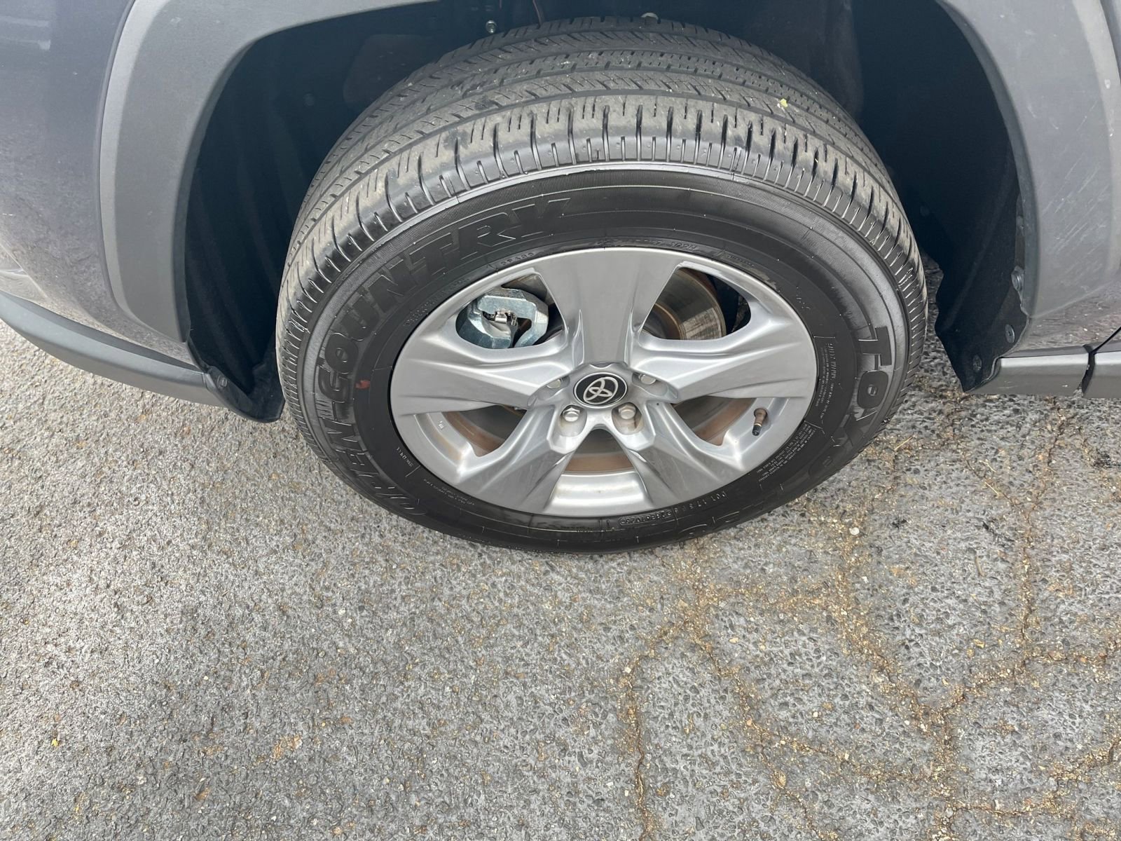 Thumbnail: 2025 Toyota RAV4 - 30