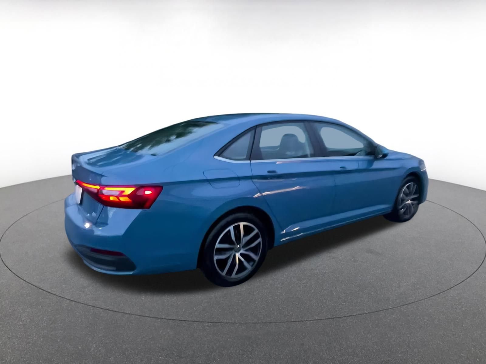 Thumbnail: 2025 Volkswagen Jetta - 15