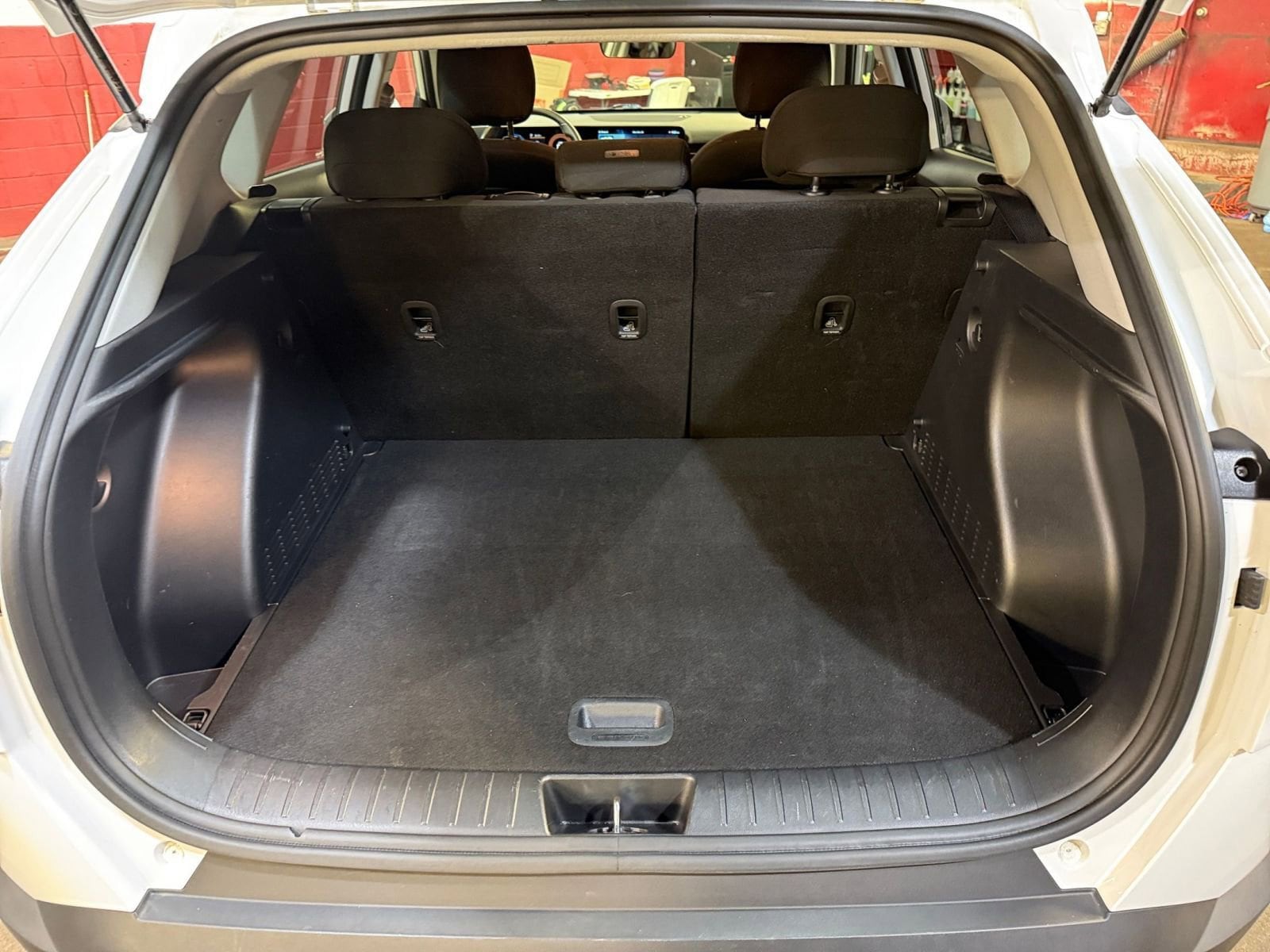 Thumbnail: 2025 Hyundai Kona - 31